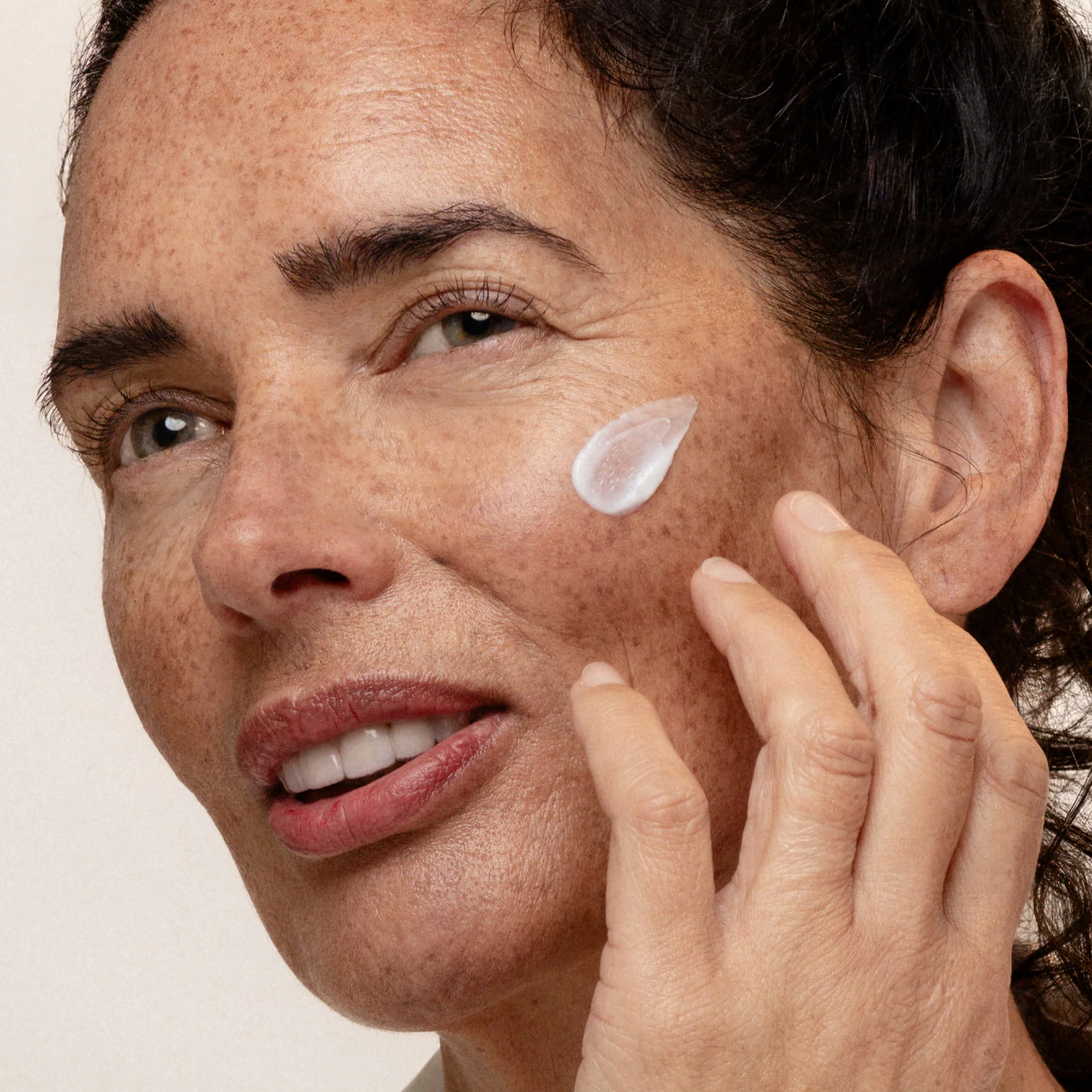 Jasmin Flower Menopause Facial Cream Crème de Jour - Image 3