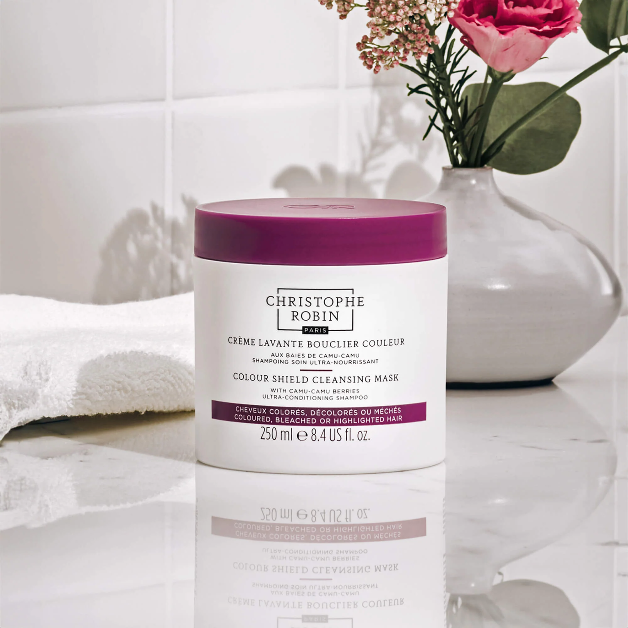 Shield Cream Wash colour with camu-camu berries - Image 2