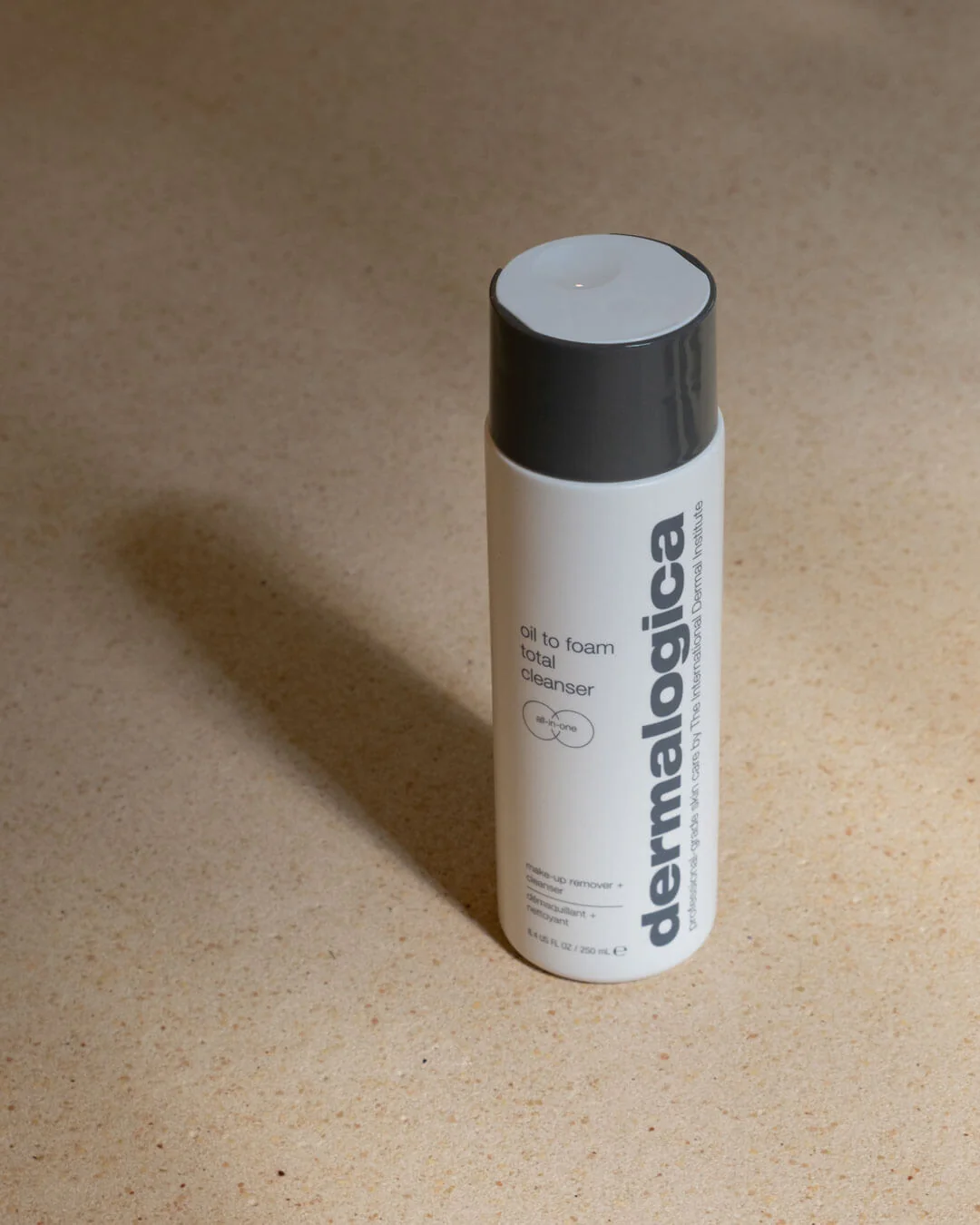 Oil to Foam Cleanser All-in-1 - Image 4