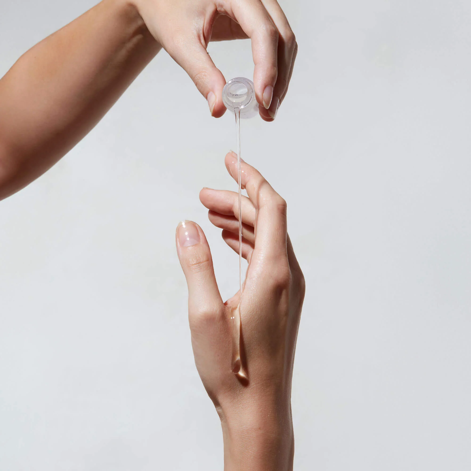 Hyaluronic Serum Hydrating Serum - Image 3