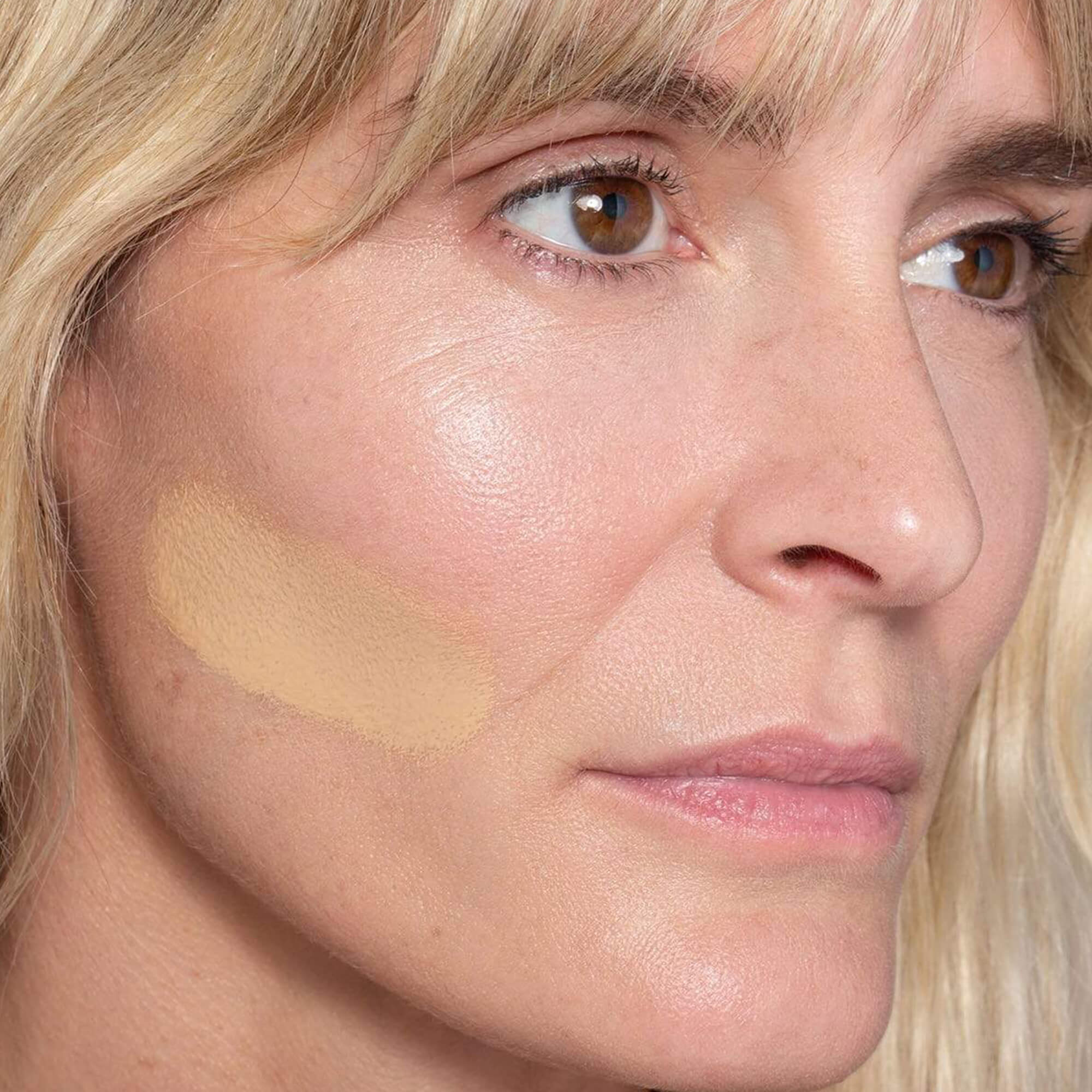 True Skin Foundation Serum Foundation - Image 71