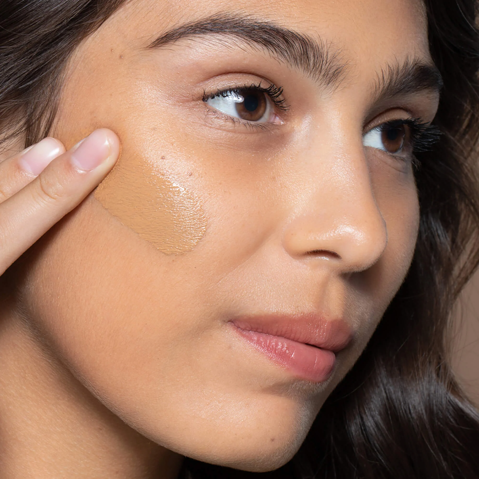 True Skin Foundation Serum Foundation - Image 82