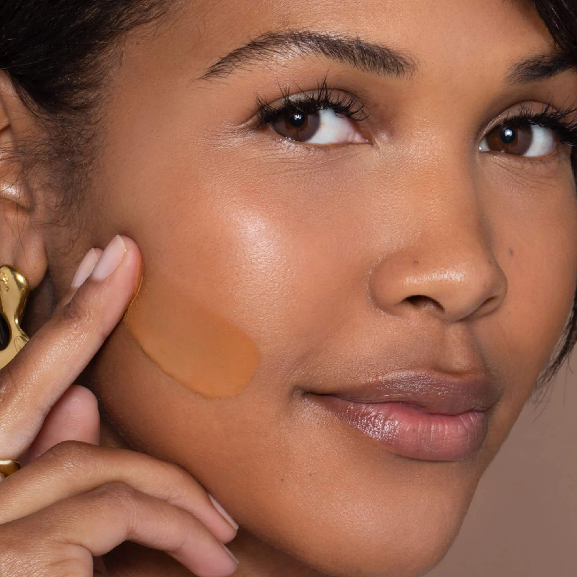 True Skin Foundation Serum Foundation - Image 84