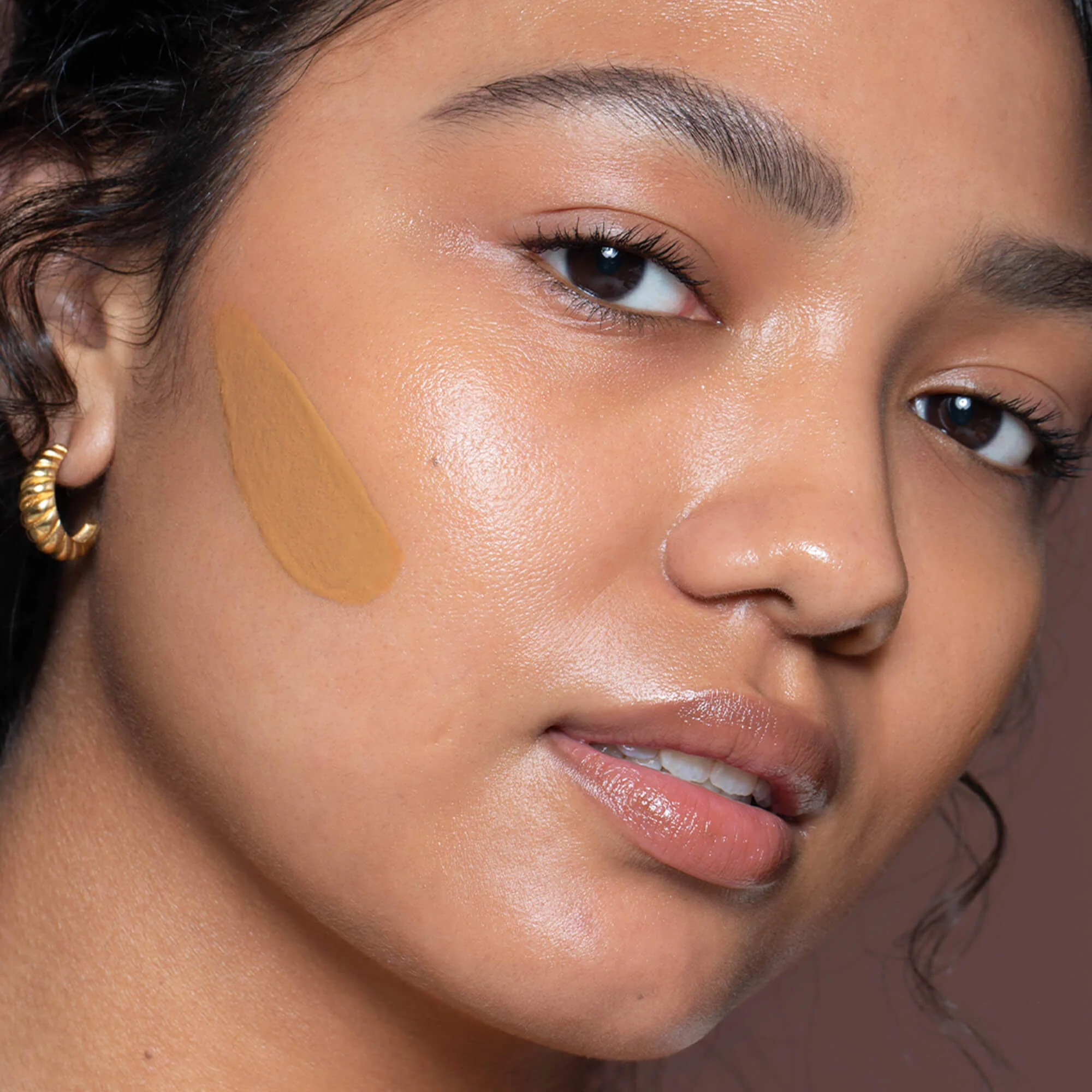 True Skin Foundation Serum Foundation - Image 85