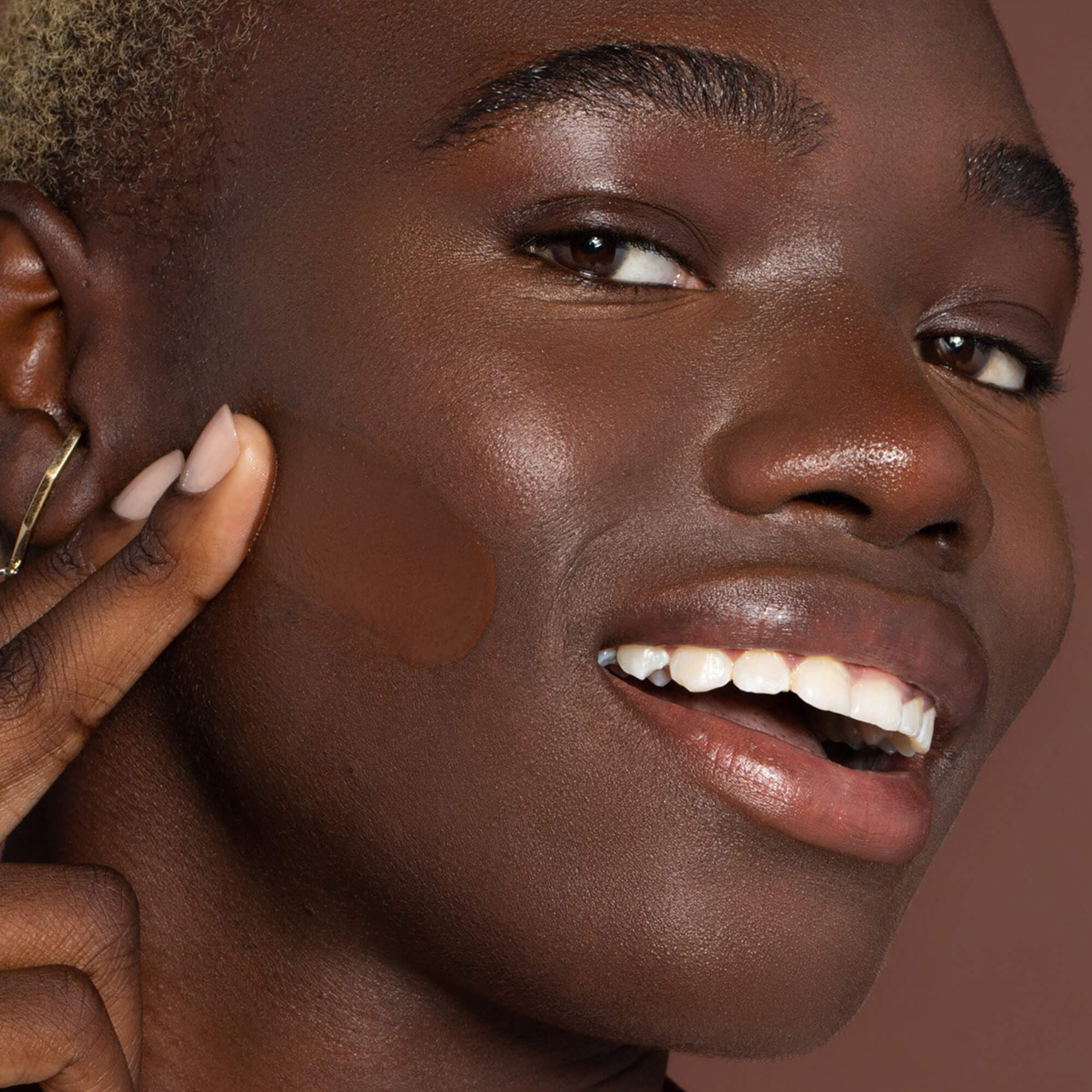 True Skin Foundation Serum Foundation - Image 89
