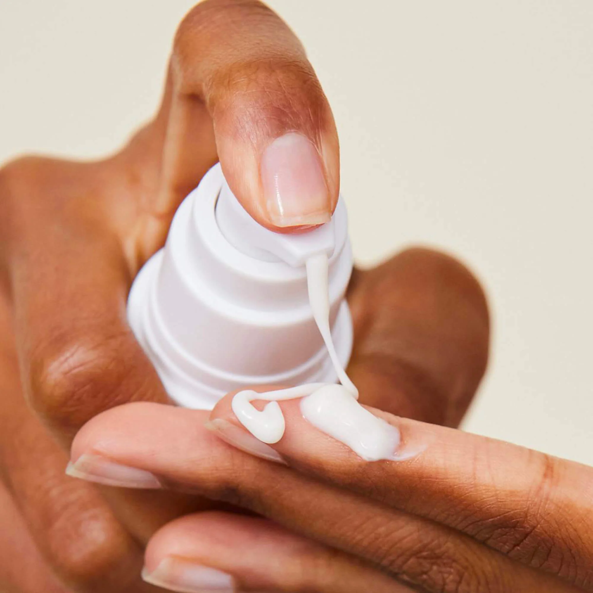 Dark Spot Exfoliating Sleep Milk Night Exfoliating Serum - Image 3