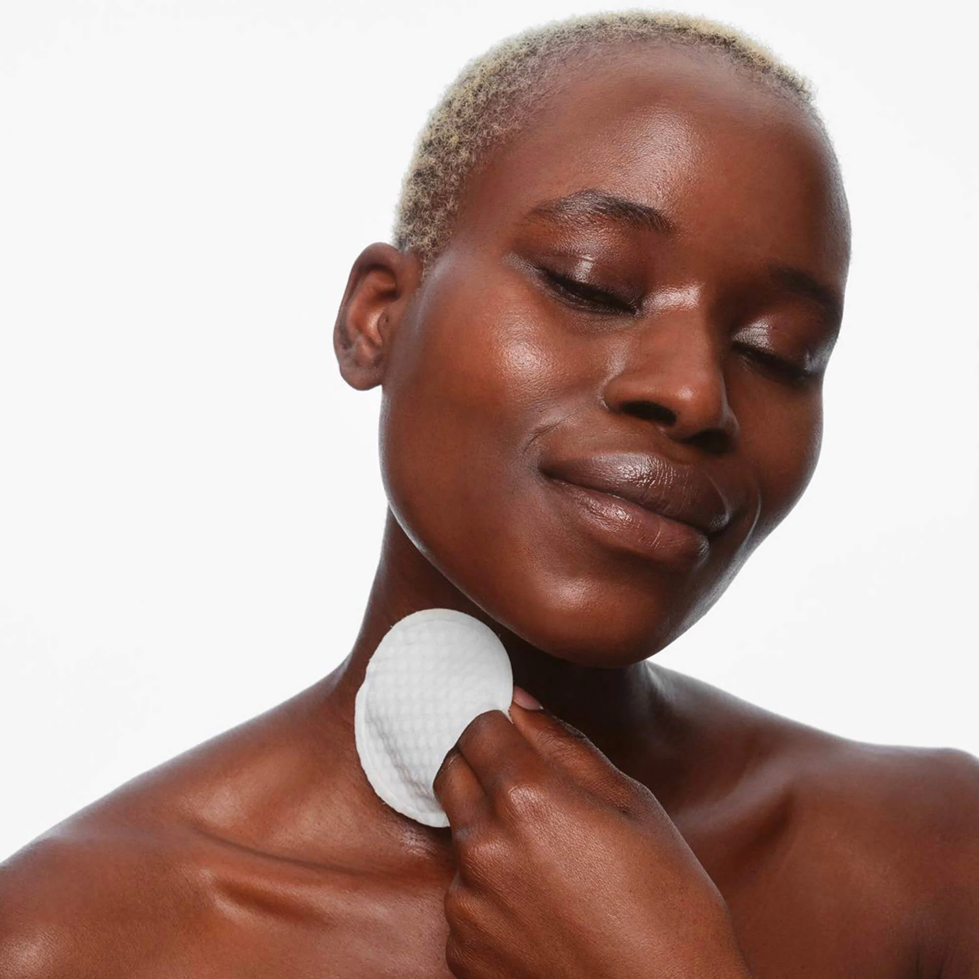 15% Glycolic Overnight Glow Exfoliating Pads - Image 4