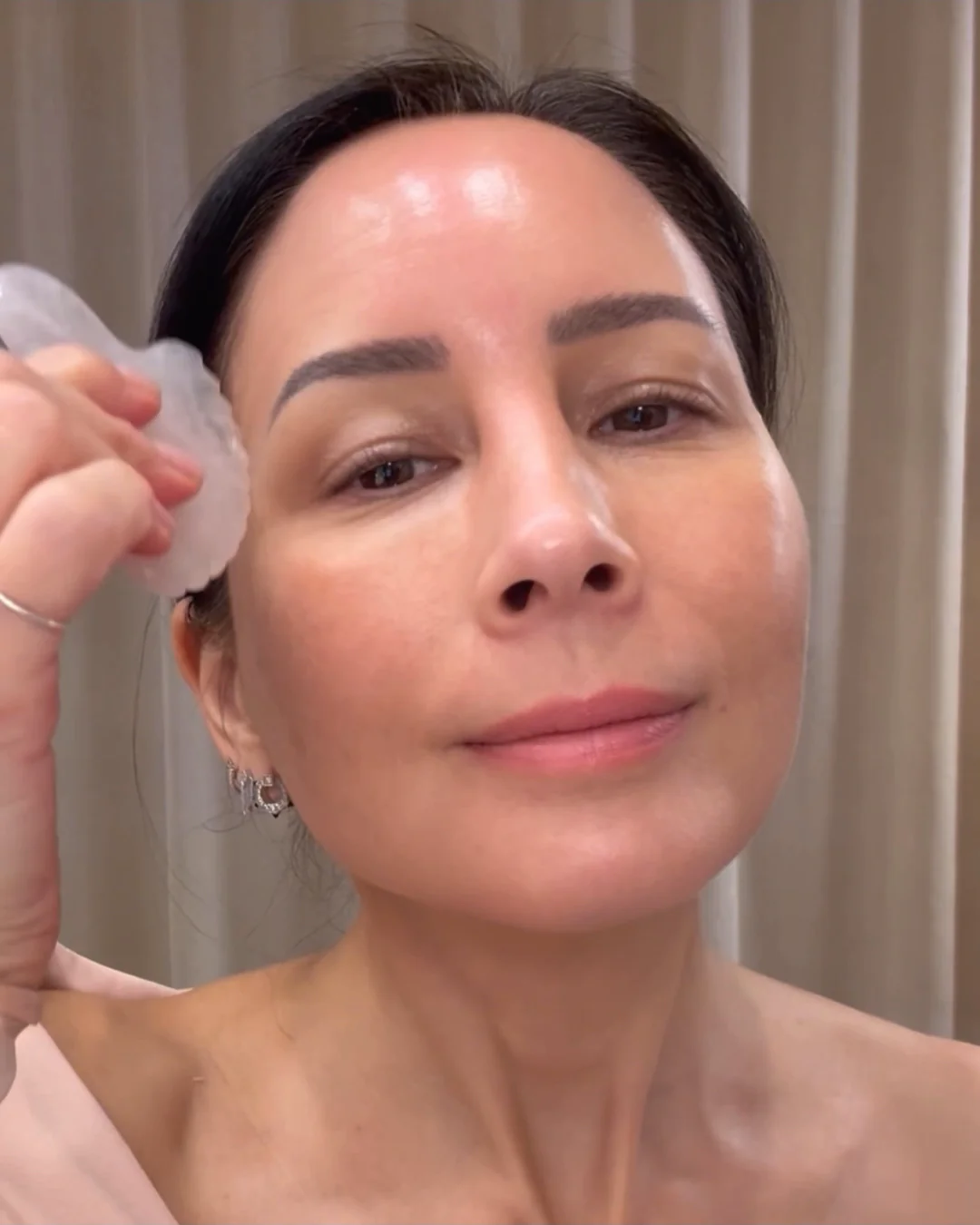 Gua Sha Rose Quartz Face - Image 6