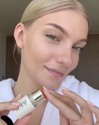 In Frame Brow Gel Transparent Eyebrow Mascara - Image 8