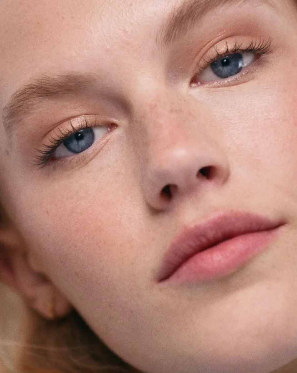 In Full Micro-Tip Eyebrow Pencil - Image 14