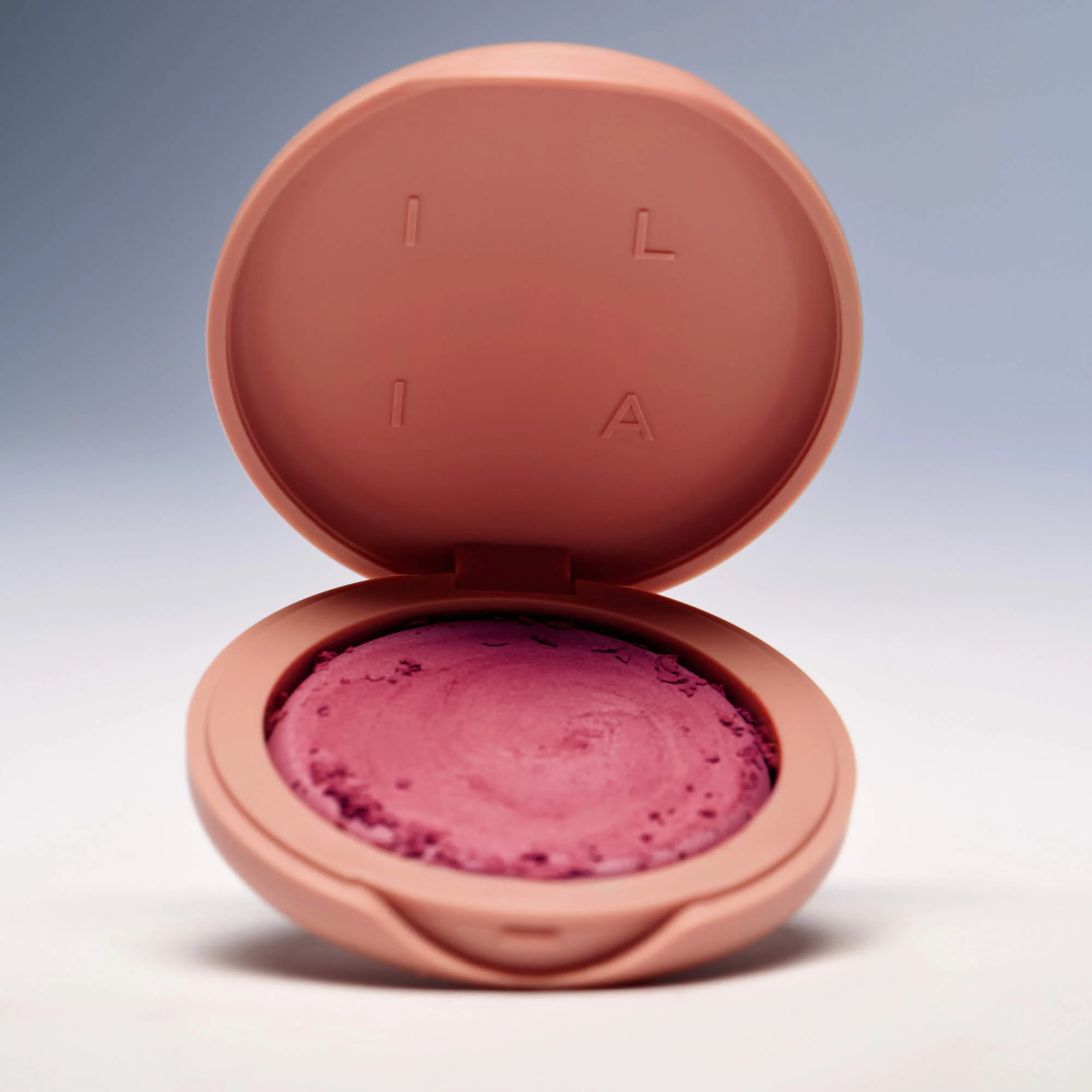 Soft Focus Blurring Powder Blush - Image 27