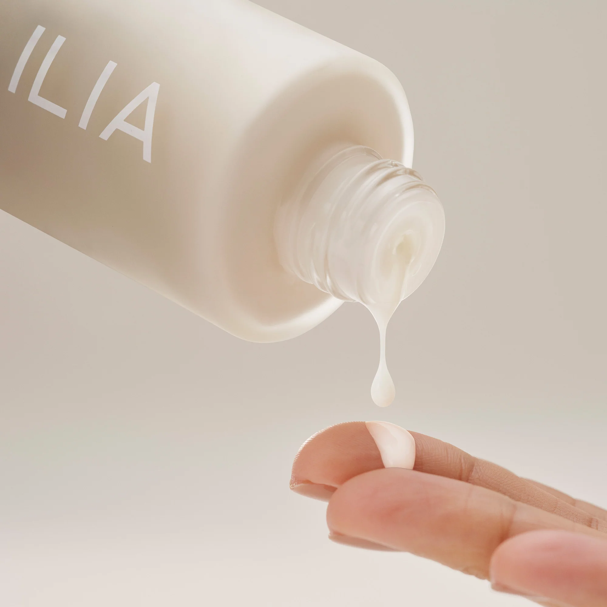 The Base Pre-Hydrating Face Milk Lotion - Image 3