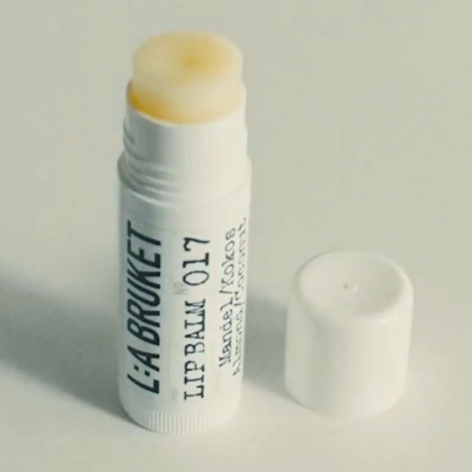 Lip Balm Protective Lip Balm 017 - Image 5