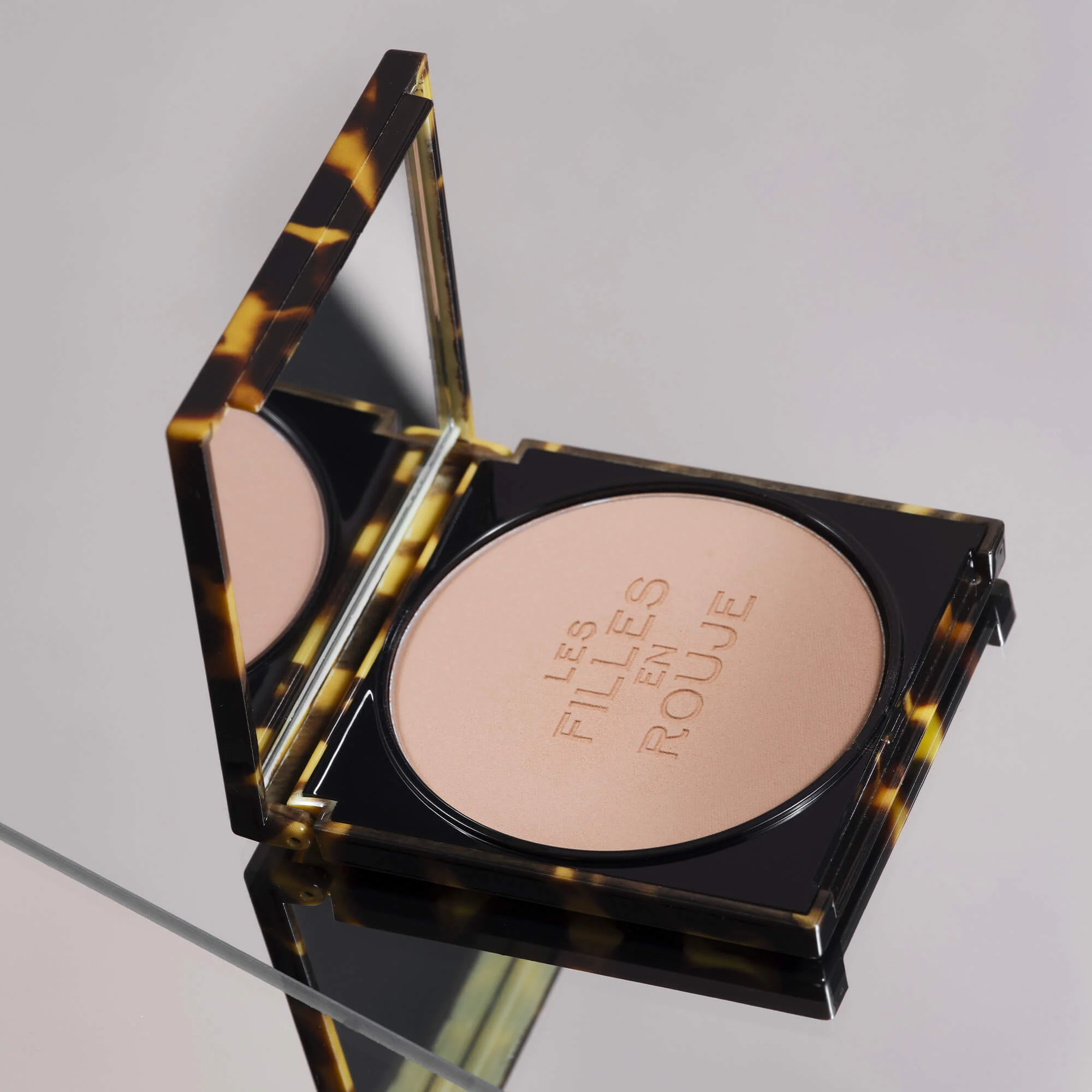 Healthy Glow Bronzing Powder - Image 6