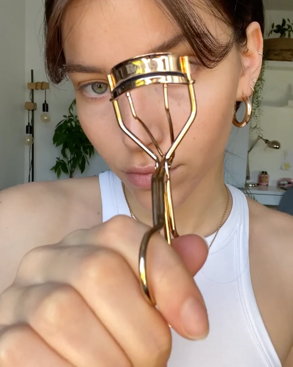 Eyelash Curler - Image 3
