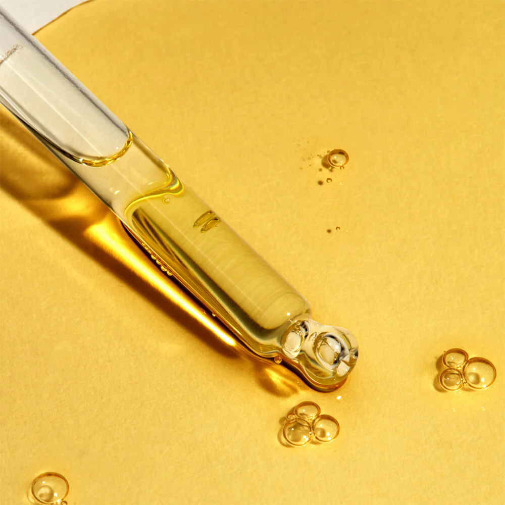 The Light Fantastic Ceramide Face Oil - Image 3