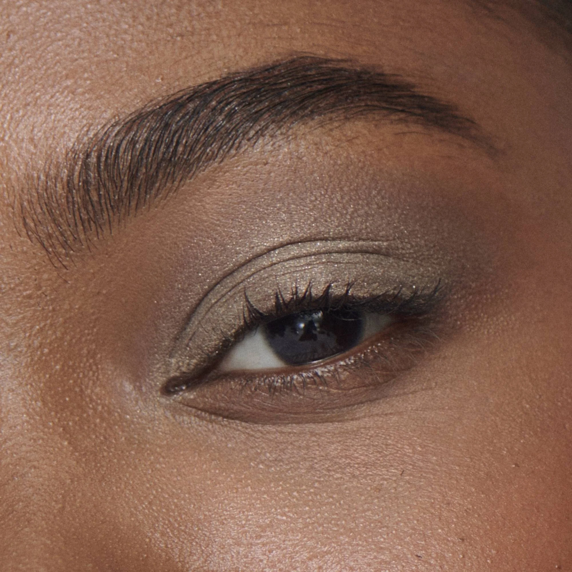 Liquid Powder Chromatic Eye Tint Cream Eyeshadow - Image 29