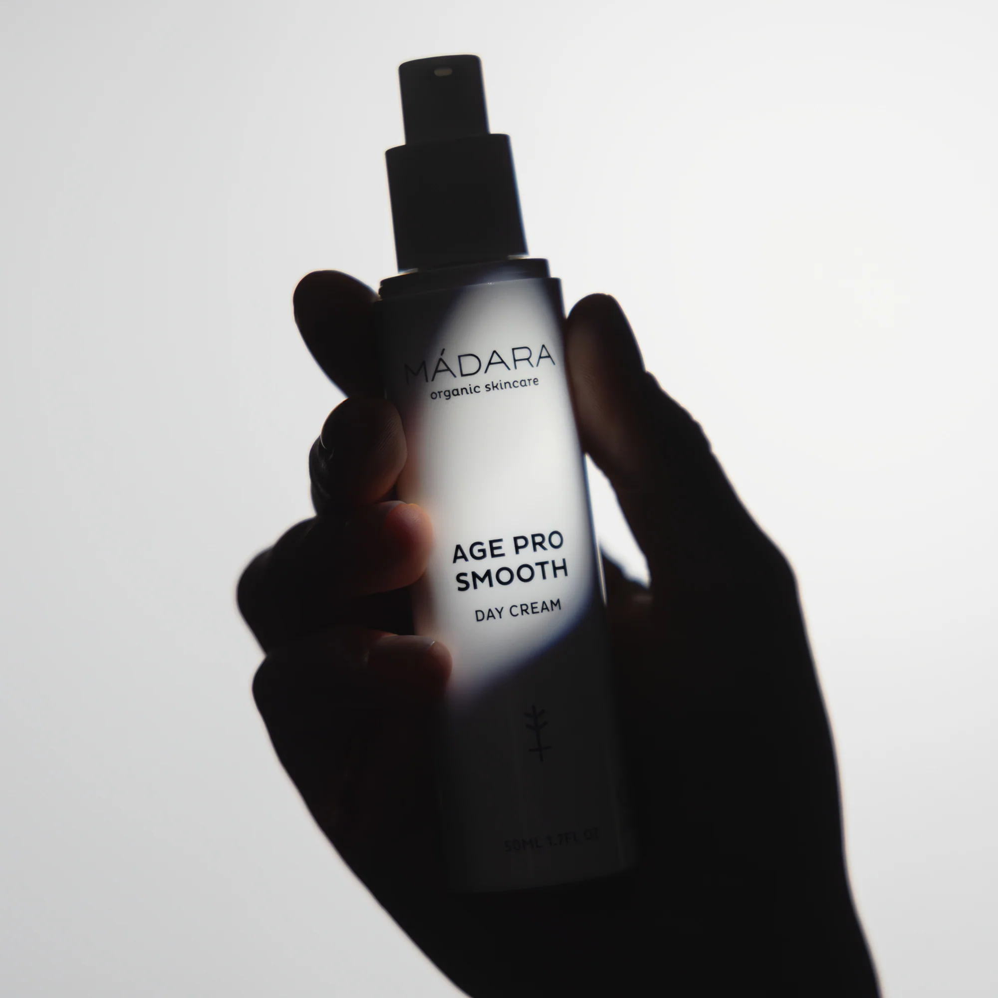 Age Pro Smooth Day Cream - Image 3