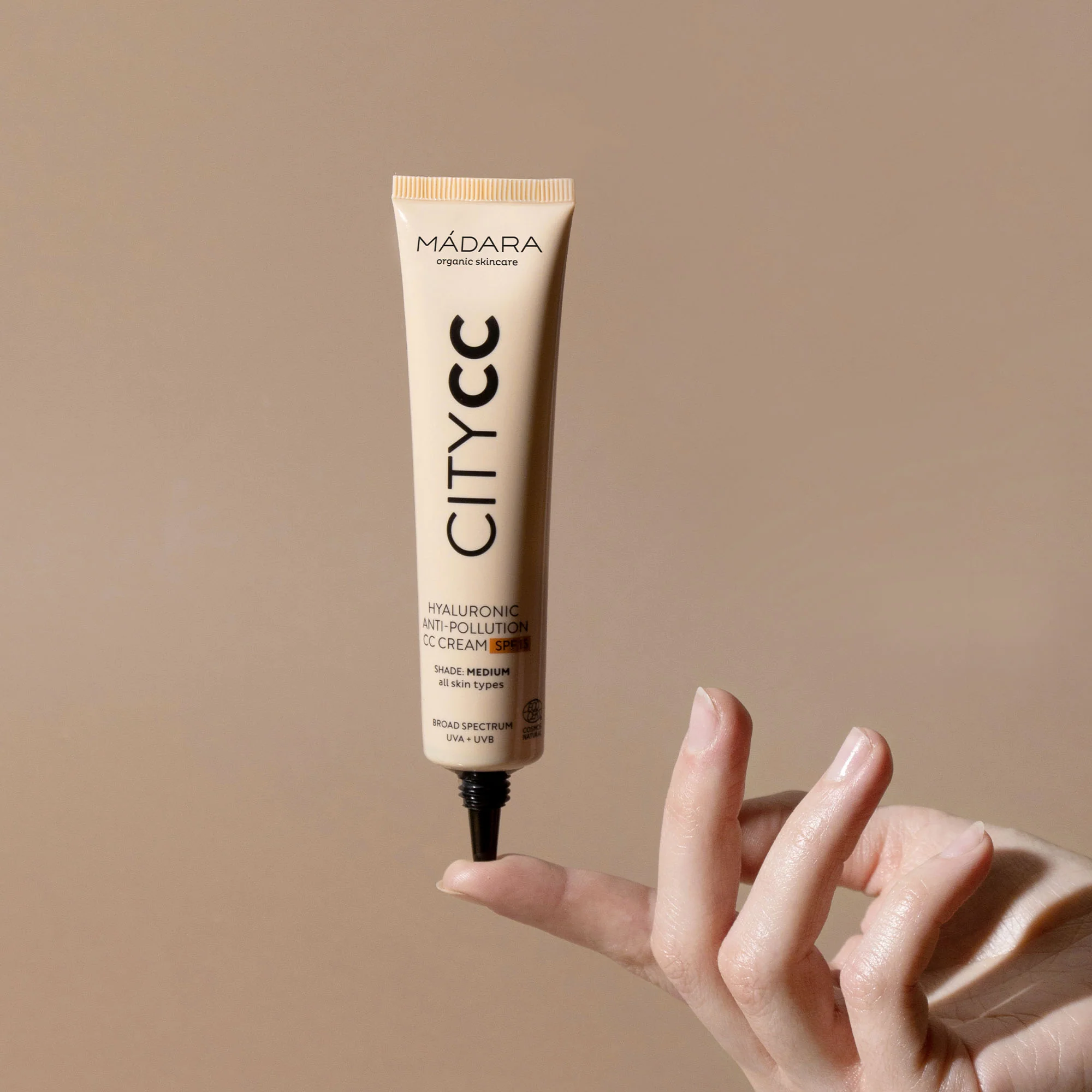 City CC Hyaluronic Anti-pollution CC Cream SPF15 - Image 13