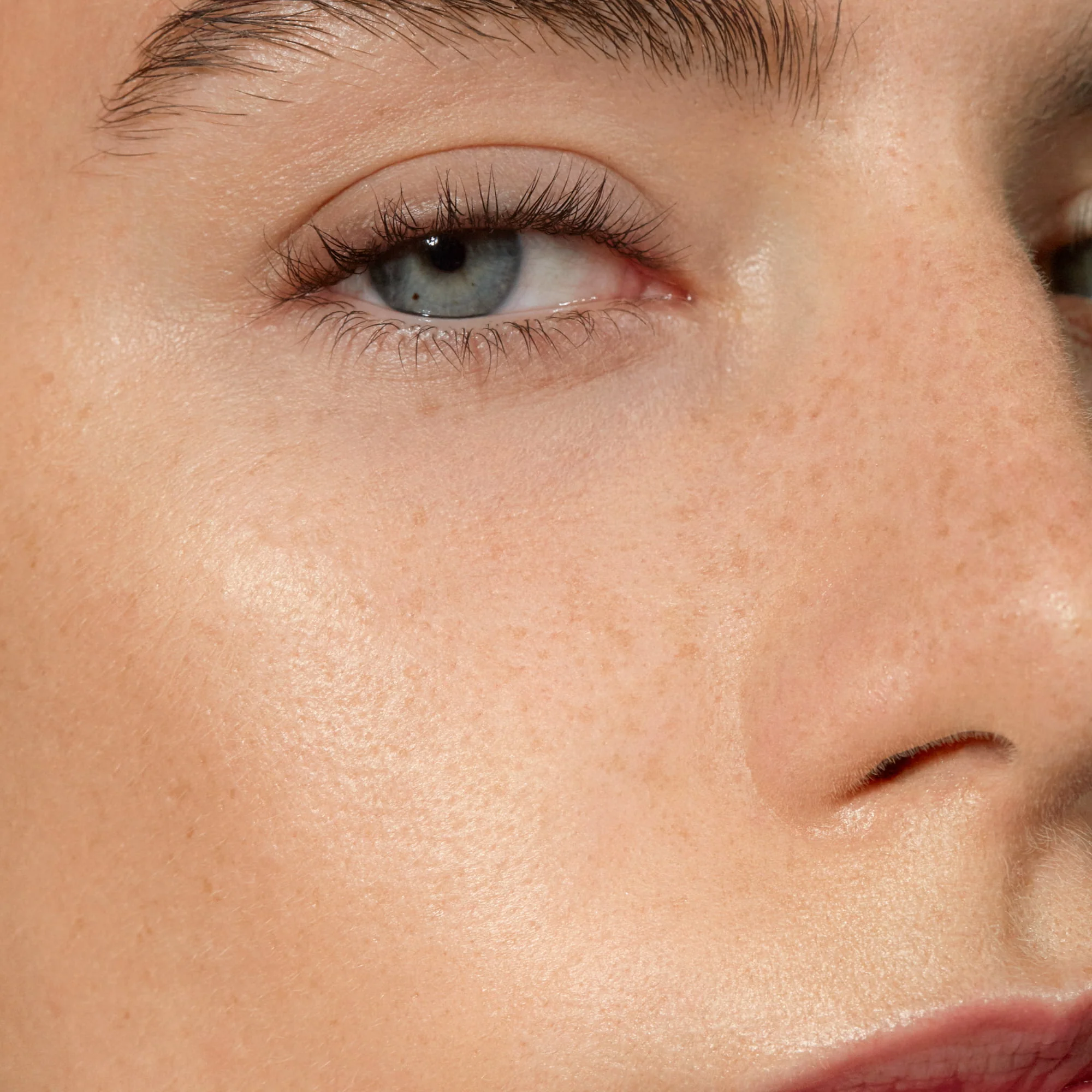 H2O Tint Hyaluron Tinted Hydrating Serum - Image 8
