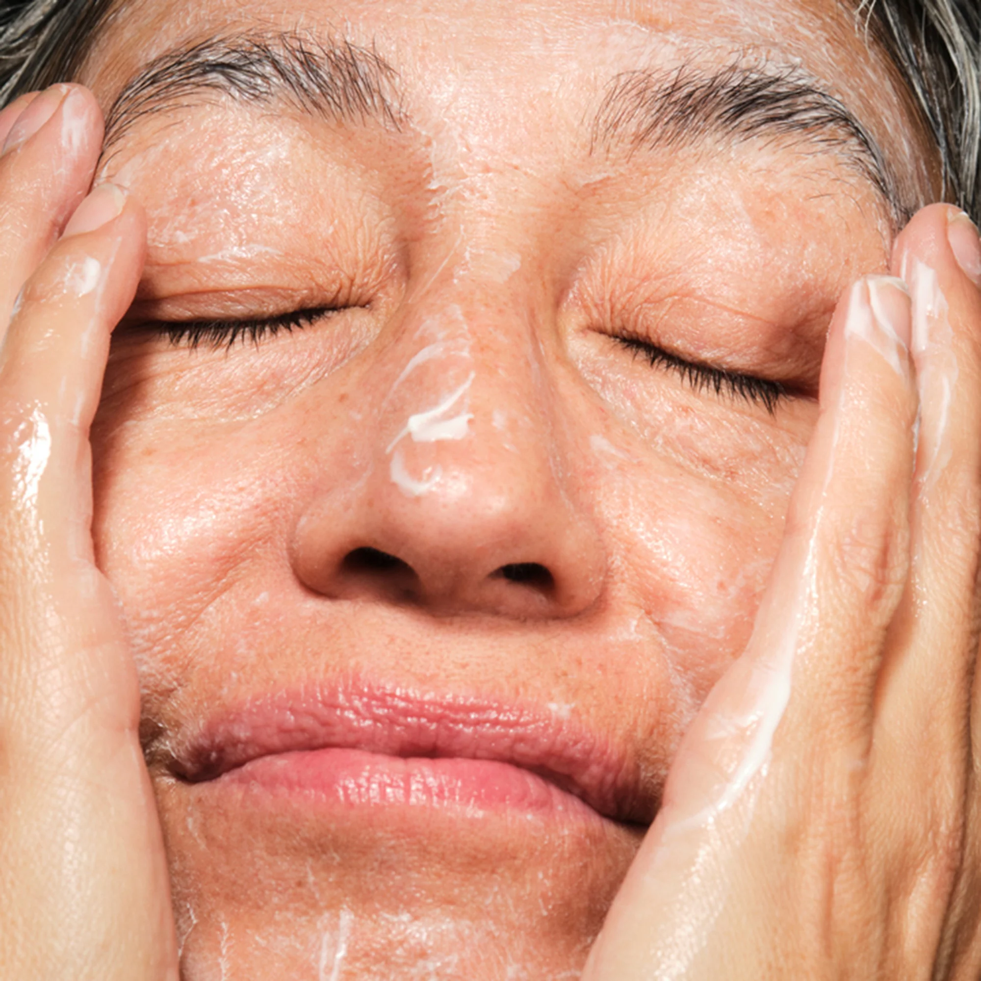 The Magic Milk Cleansing Cream - Image 2