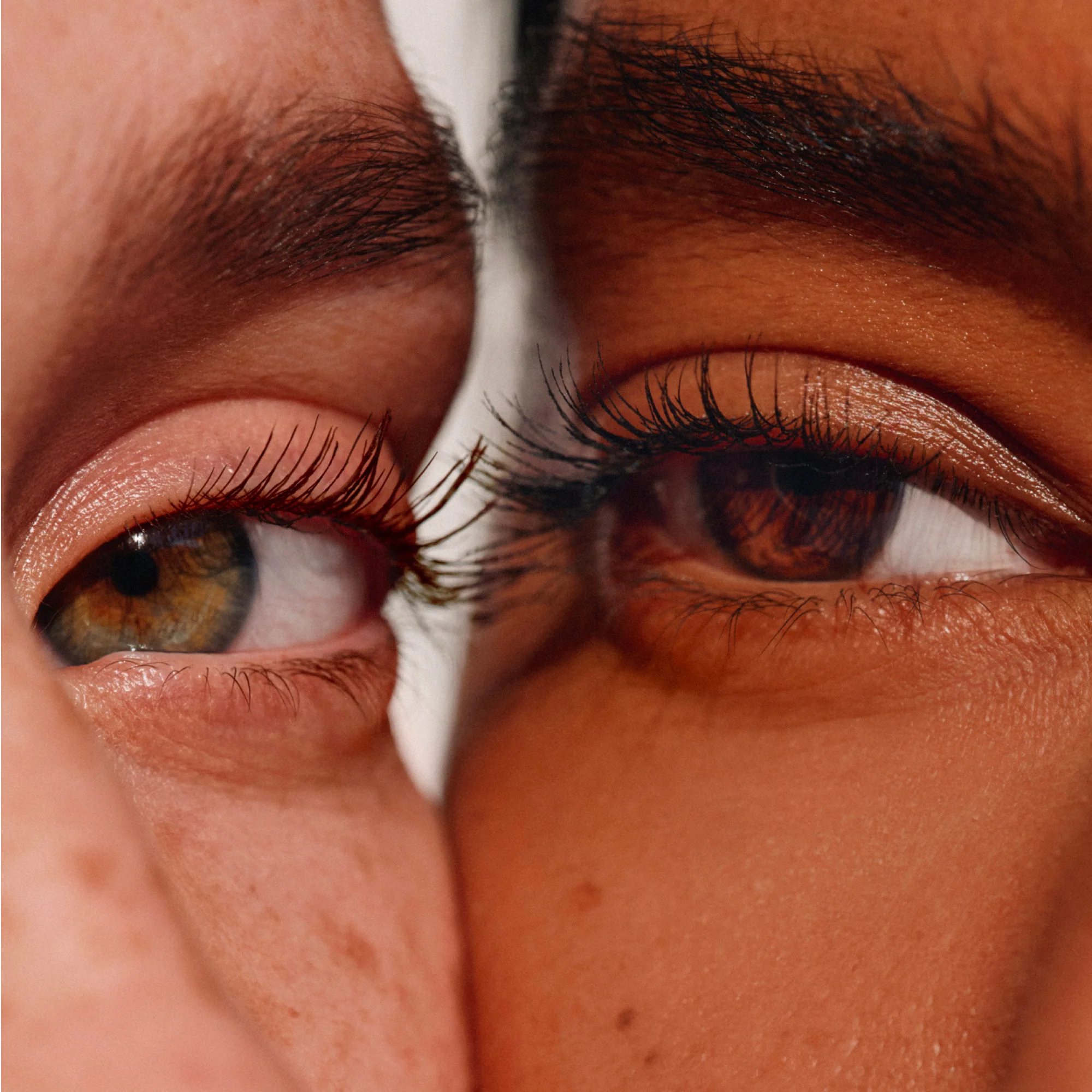 Limitless Lash Lengthening Mascara - Image 12