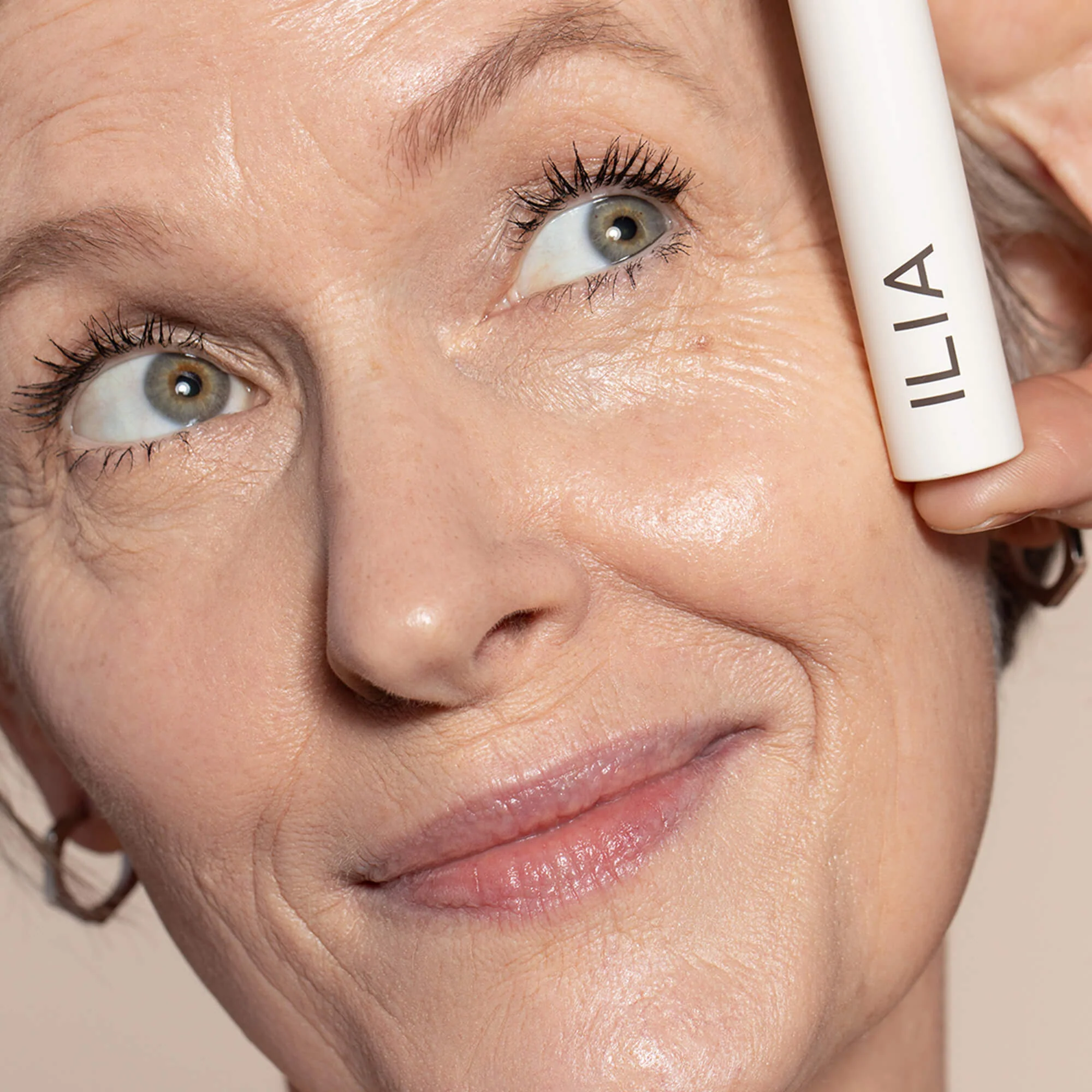 Limitless Lash Lengthening Mascara - Image 5