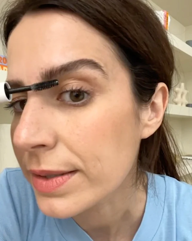 Eyebrow Fixing Gel - Image 9