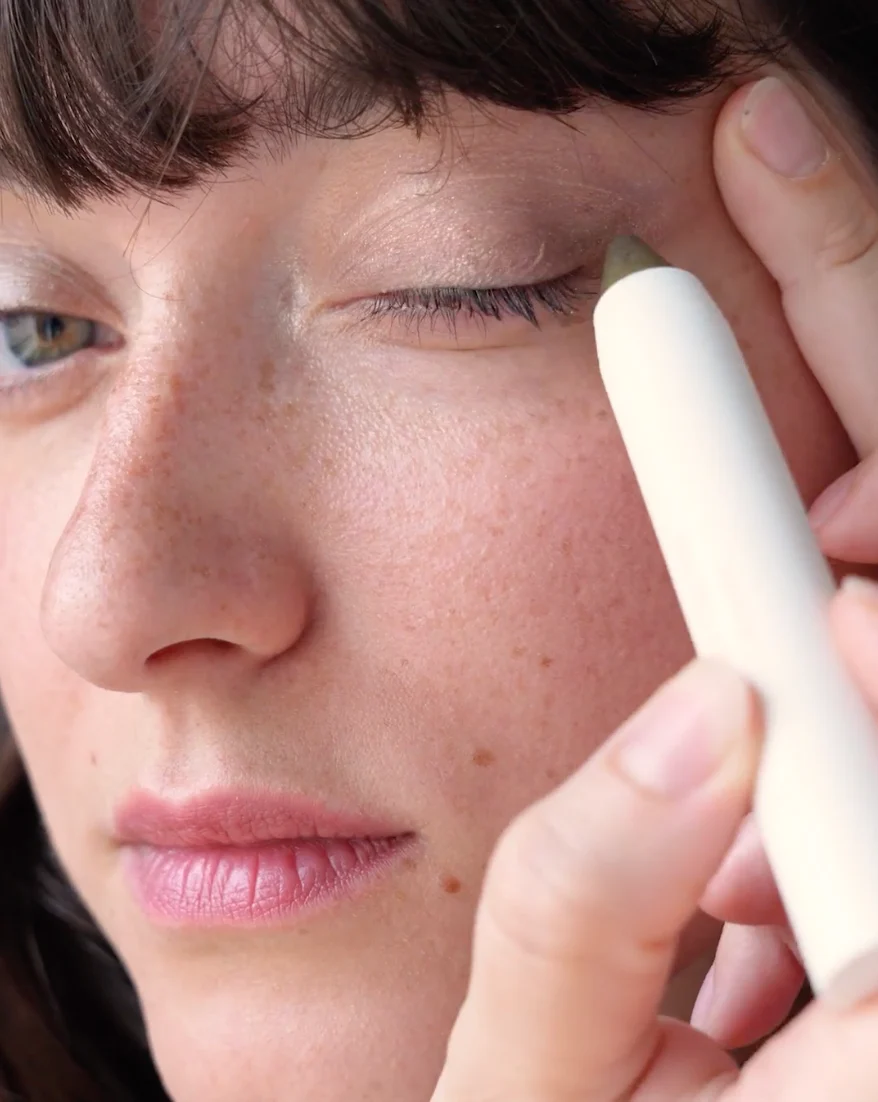 Eyeshadow Stick - Image 38