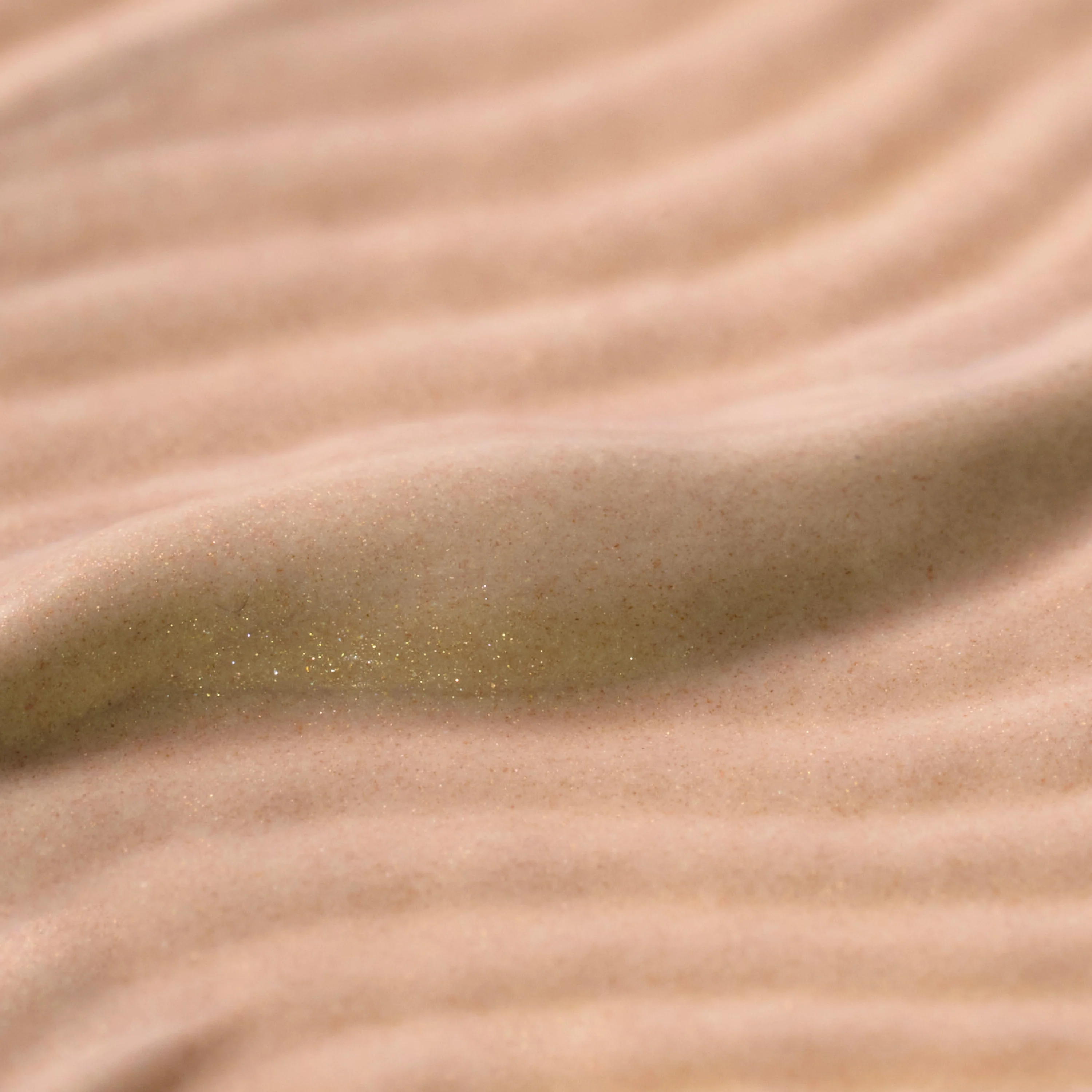 British Summer Time Glow Sunscreen SPF30 - Image 3