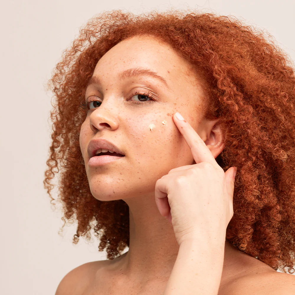 Impossible Glow Bronze Illuminating Radiance Concentrate - Image 4