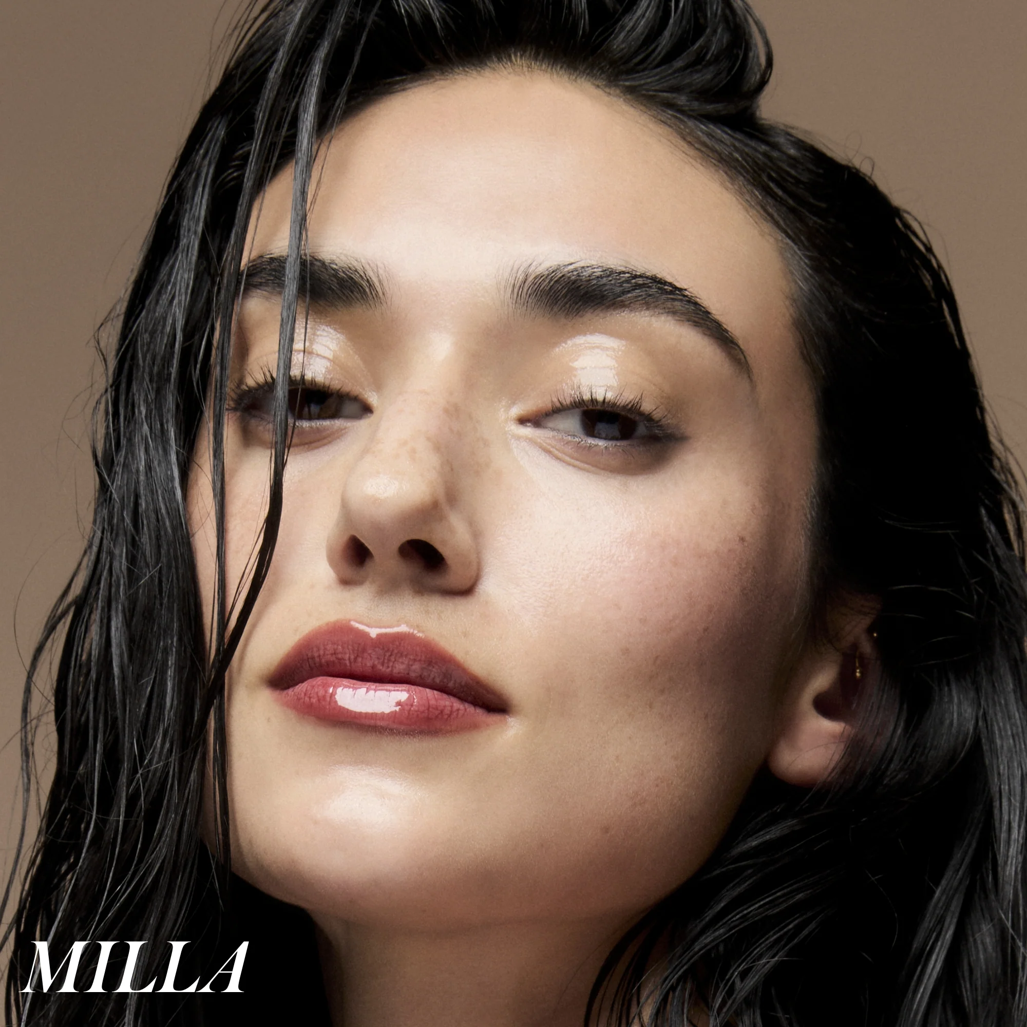 Legendary Lip Oil - Image 23