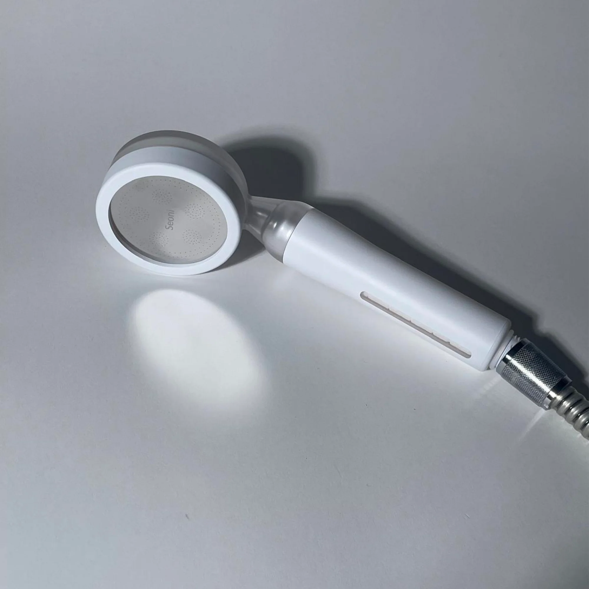 Showerhead with Filter - Image 5