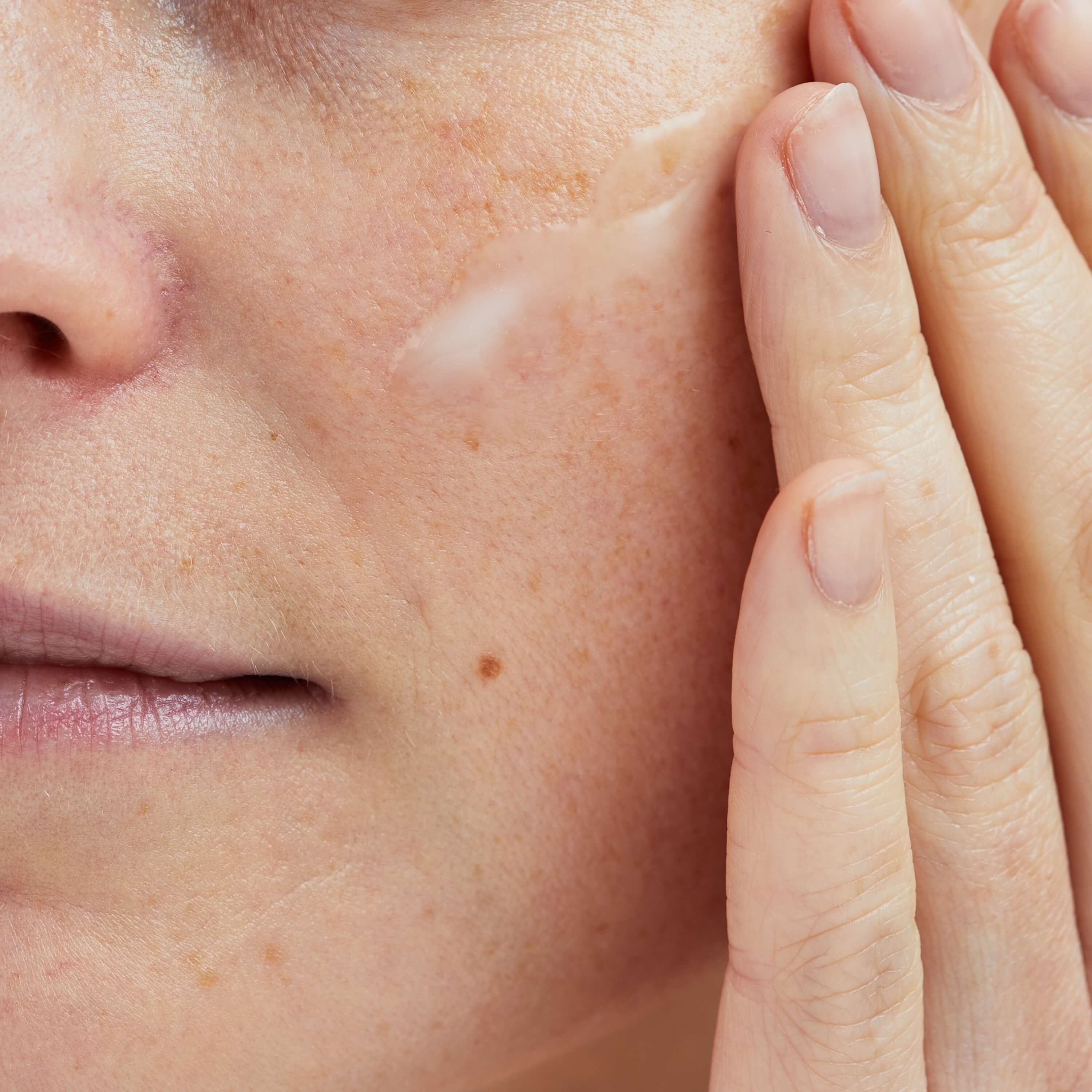 Back To Life Hydrating Serum - Image 3