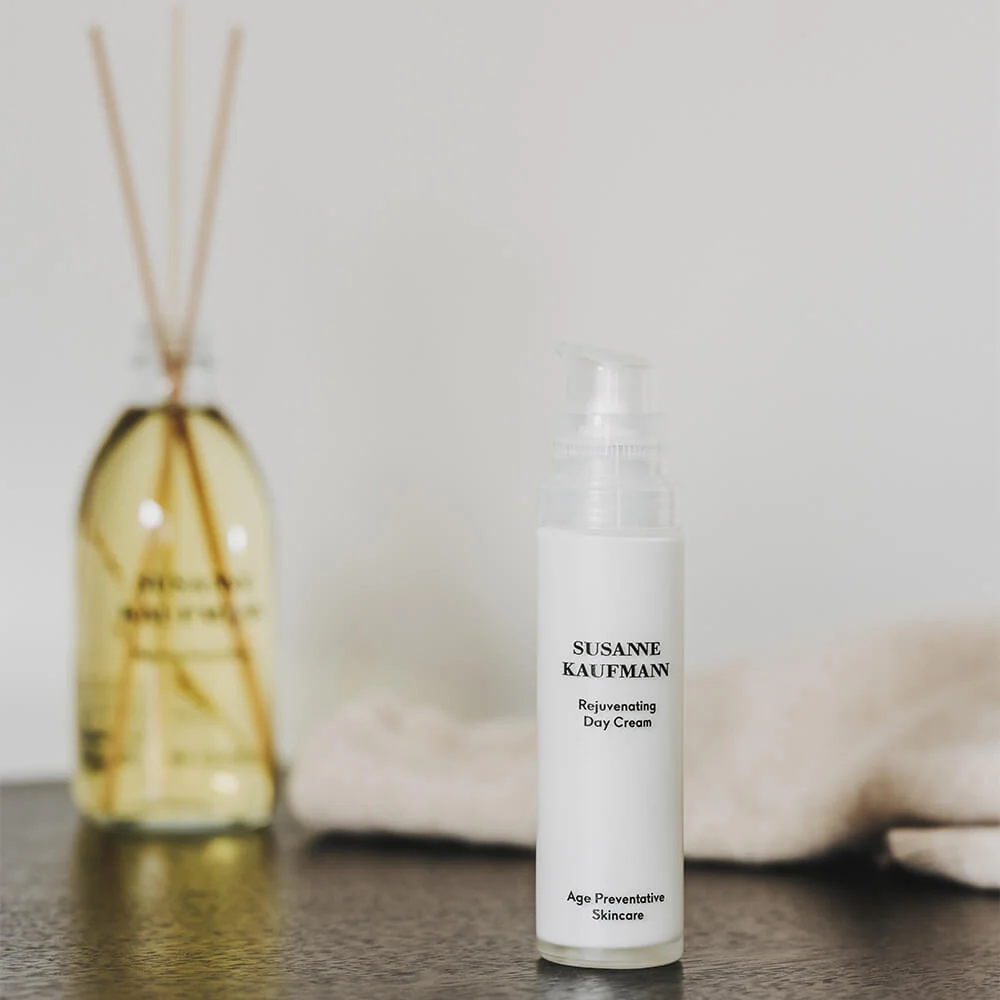 Rejuvenating Day Cream - Image 4