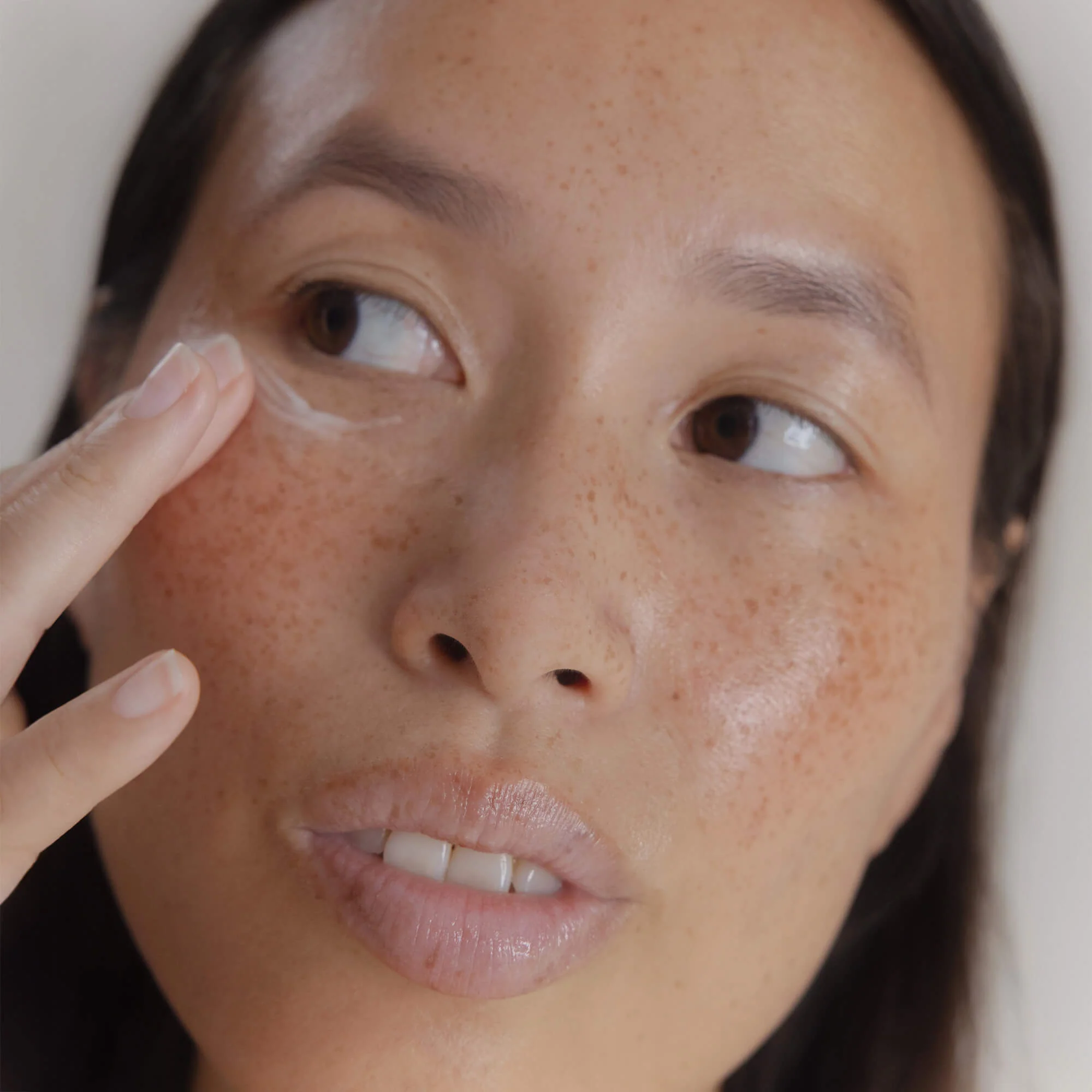 Moisturizing Face Cream - Image 3