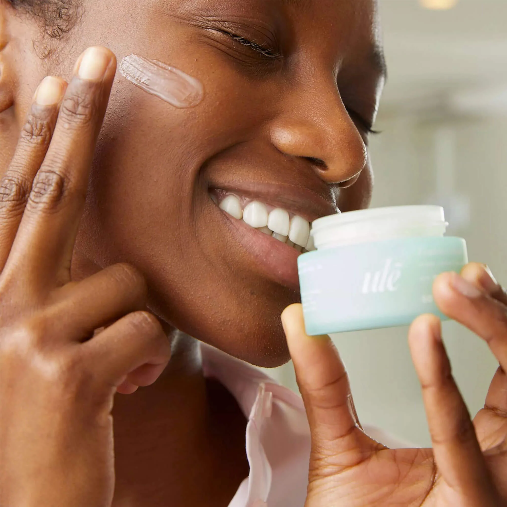 Fresh Cloud Moisturizing Gel - Image 3