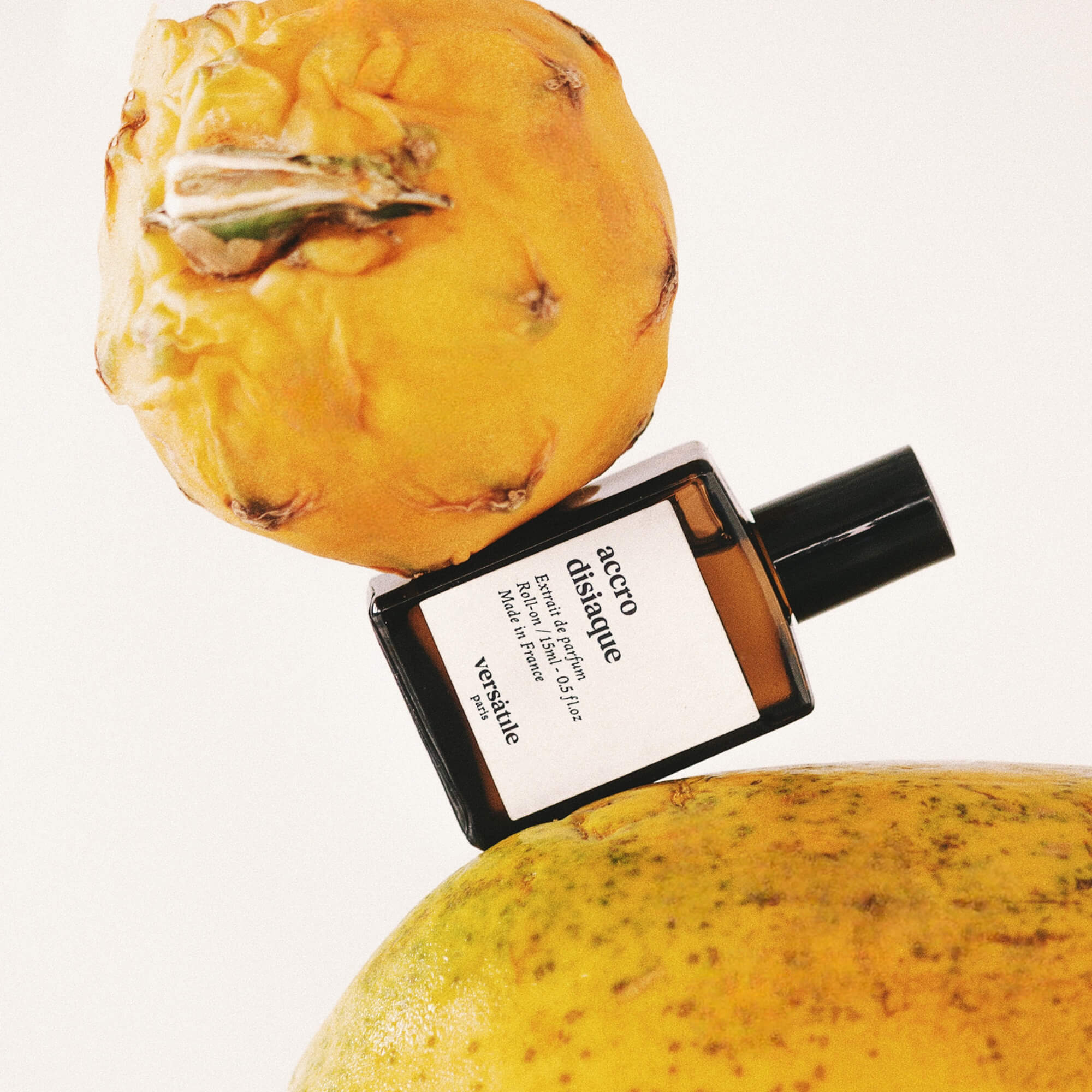Accrodisiaque Perfume Roll-on - Image 6