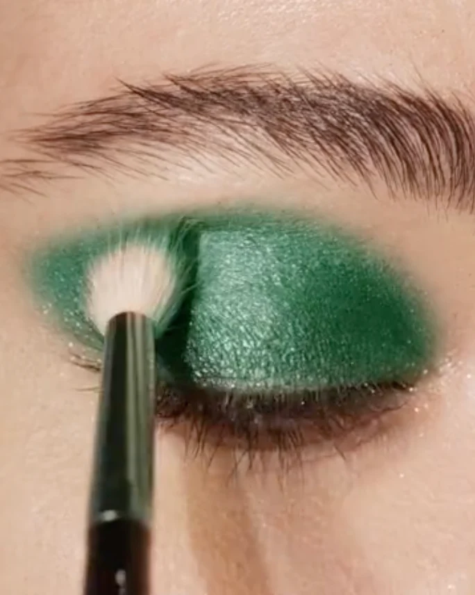 Lid Lustre Cream Eyeshadow - Image 34