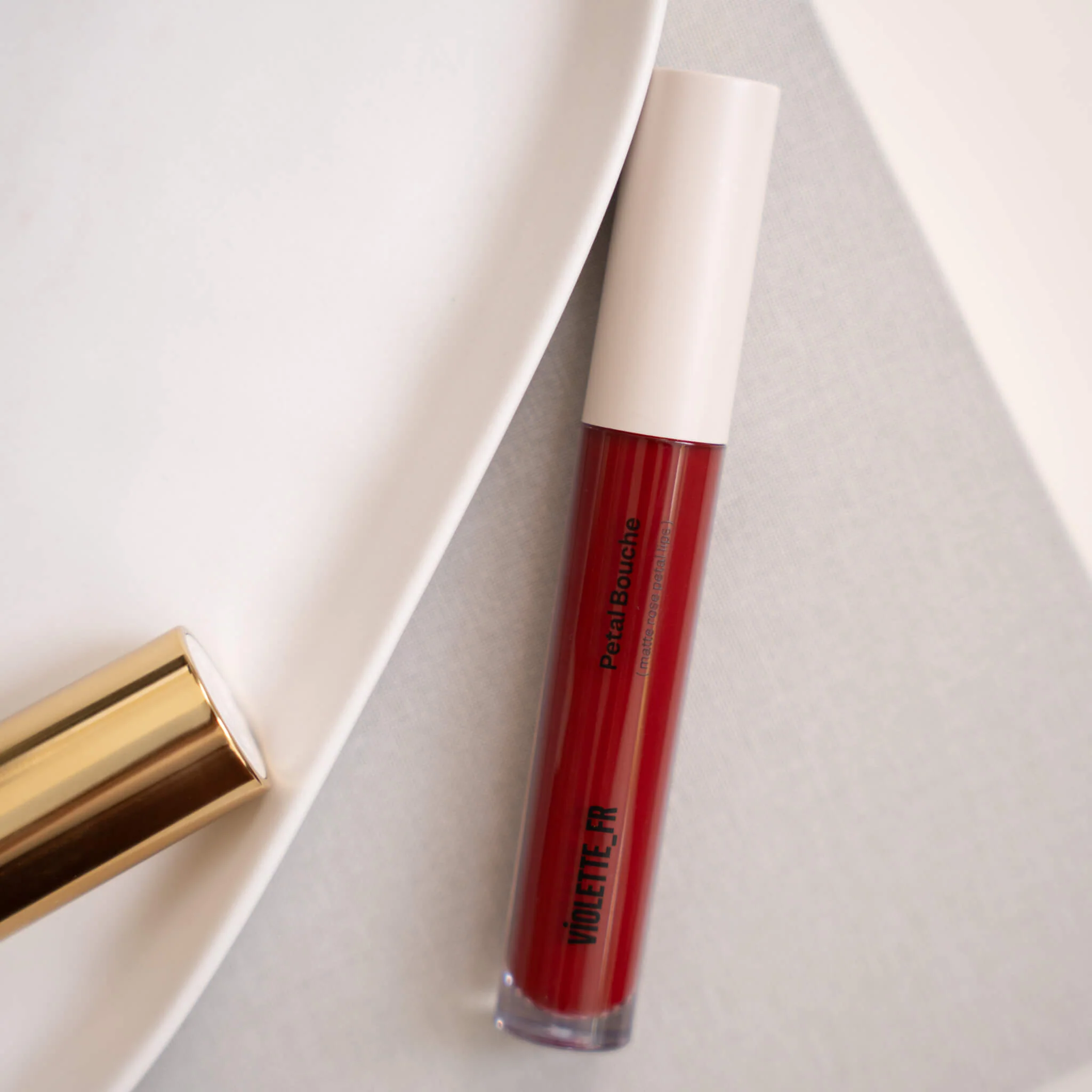 Petal Bouche Matte Transfer-Proof Lipstick - Image 20