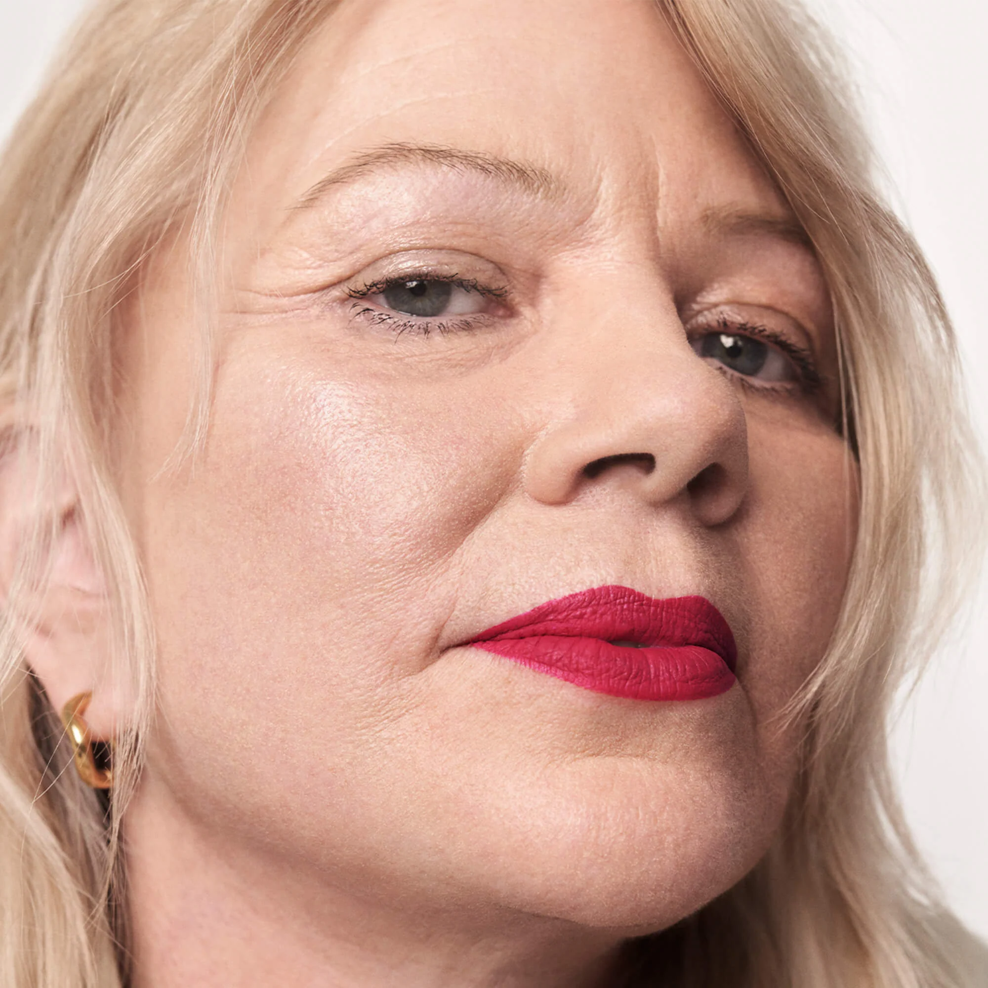 Petal Bouche Matte Transfer-Proof Lipstick - Image 9