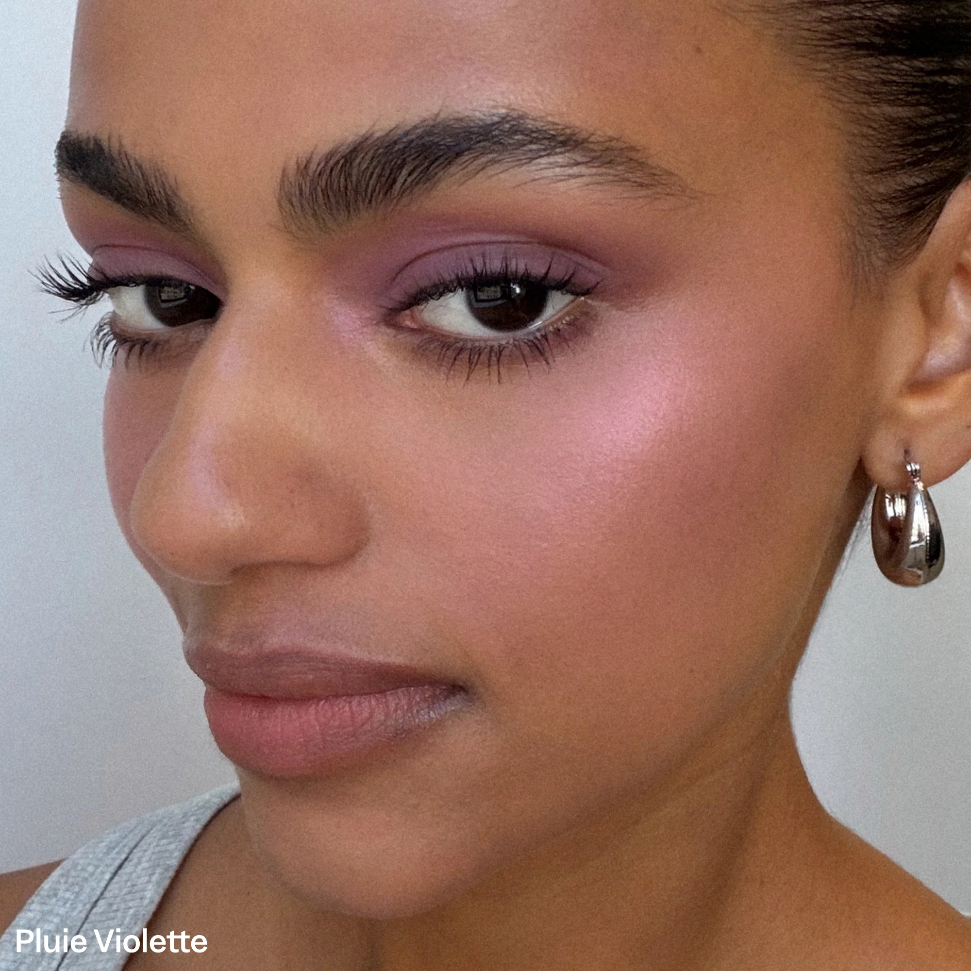 Plume Eyeshadow - Image 35