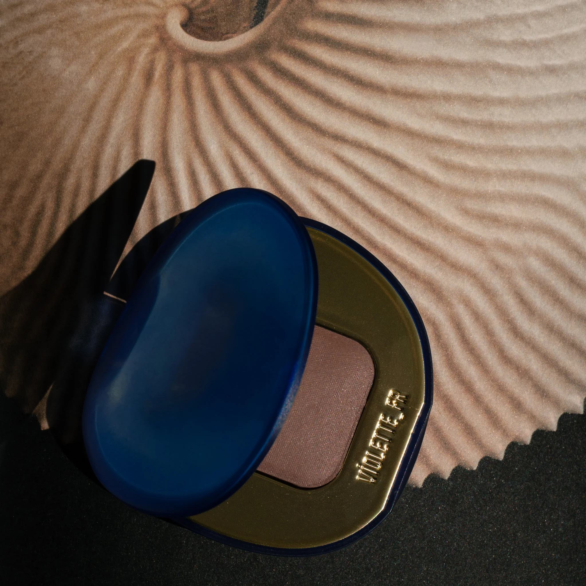 Plume Eyeshadow - Image 46