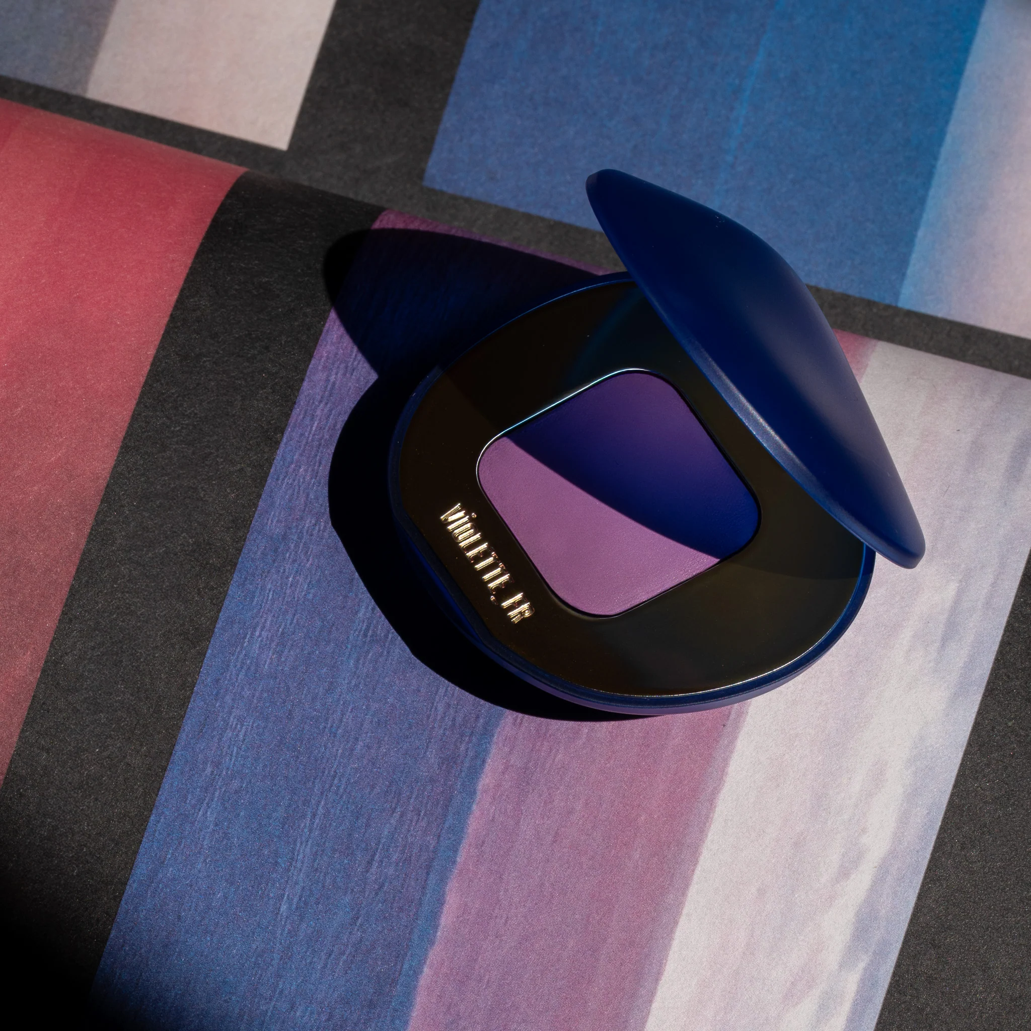 Plume Eyeshadow - Image 52