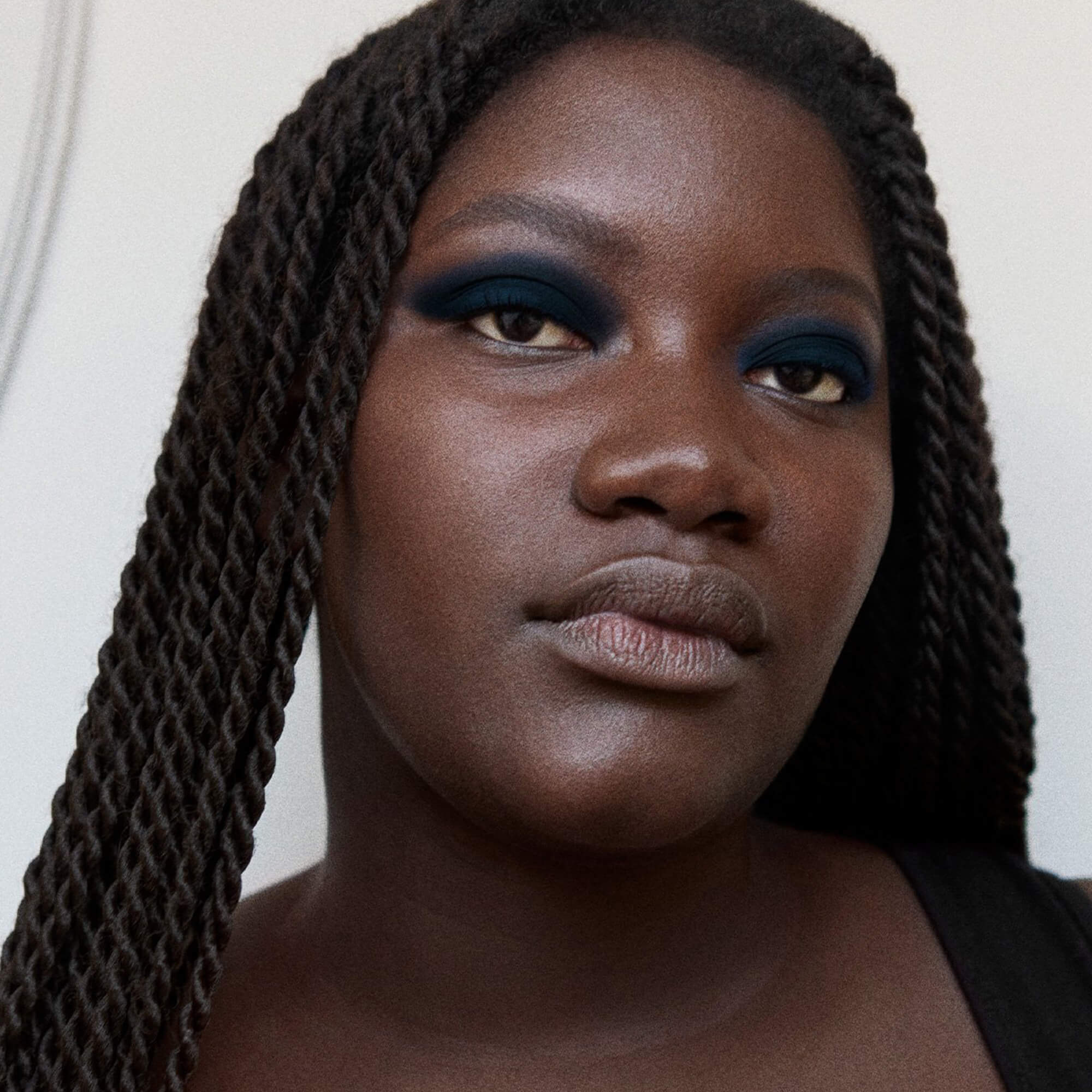 Yeux Paint Matte Eyeshadow - Image 23