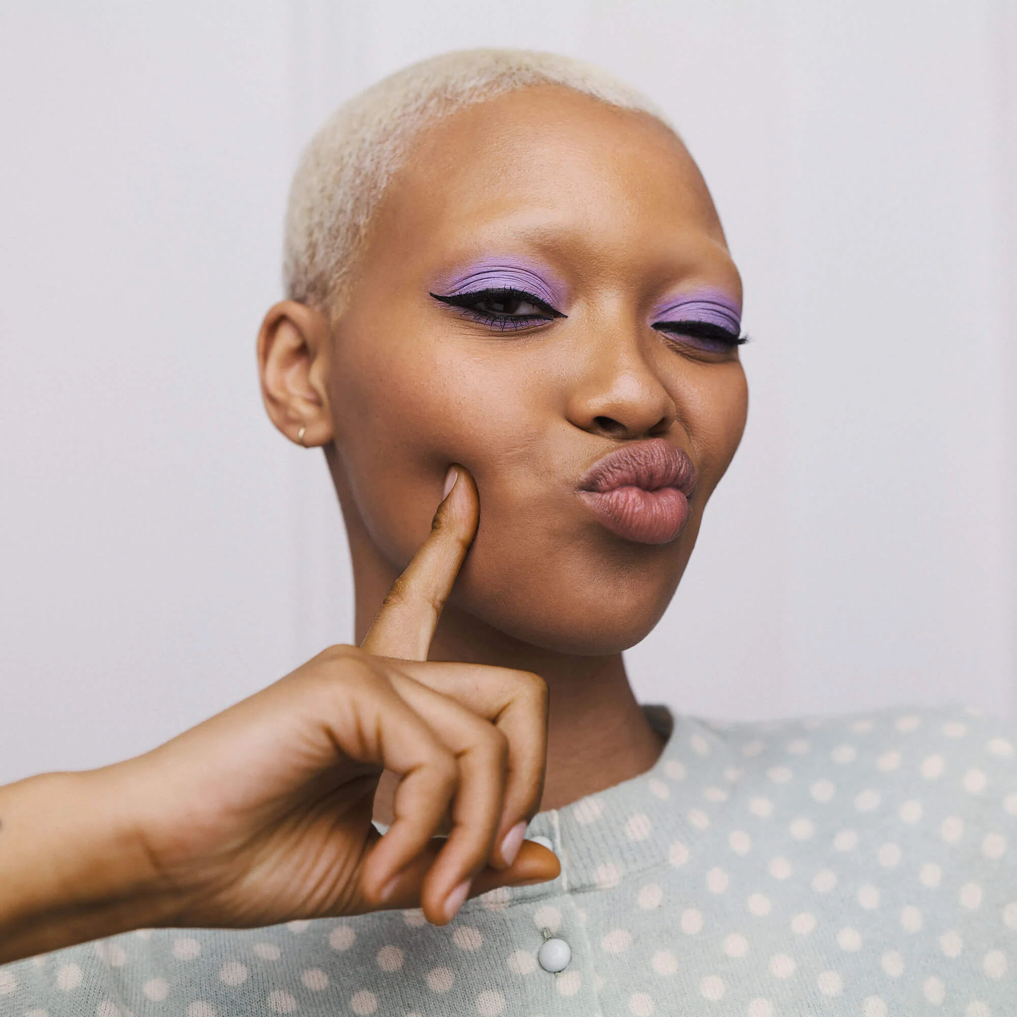 Yeux Paint Matte Eyeshadow - Image 27