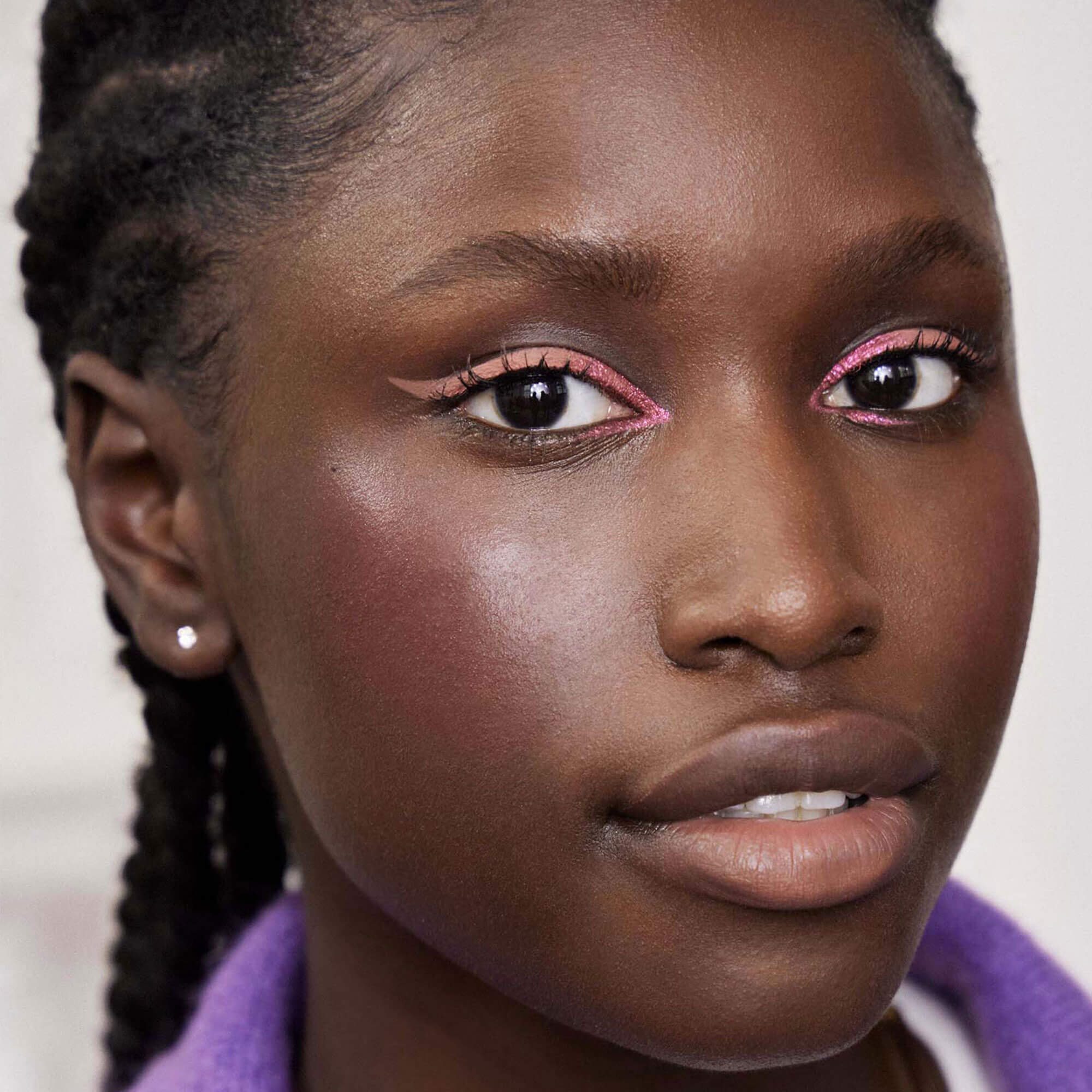 Yeux Paint Matte Eyeshadow - Image 36