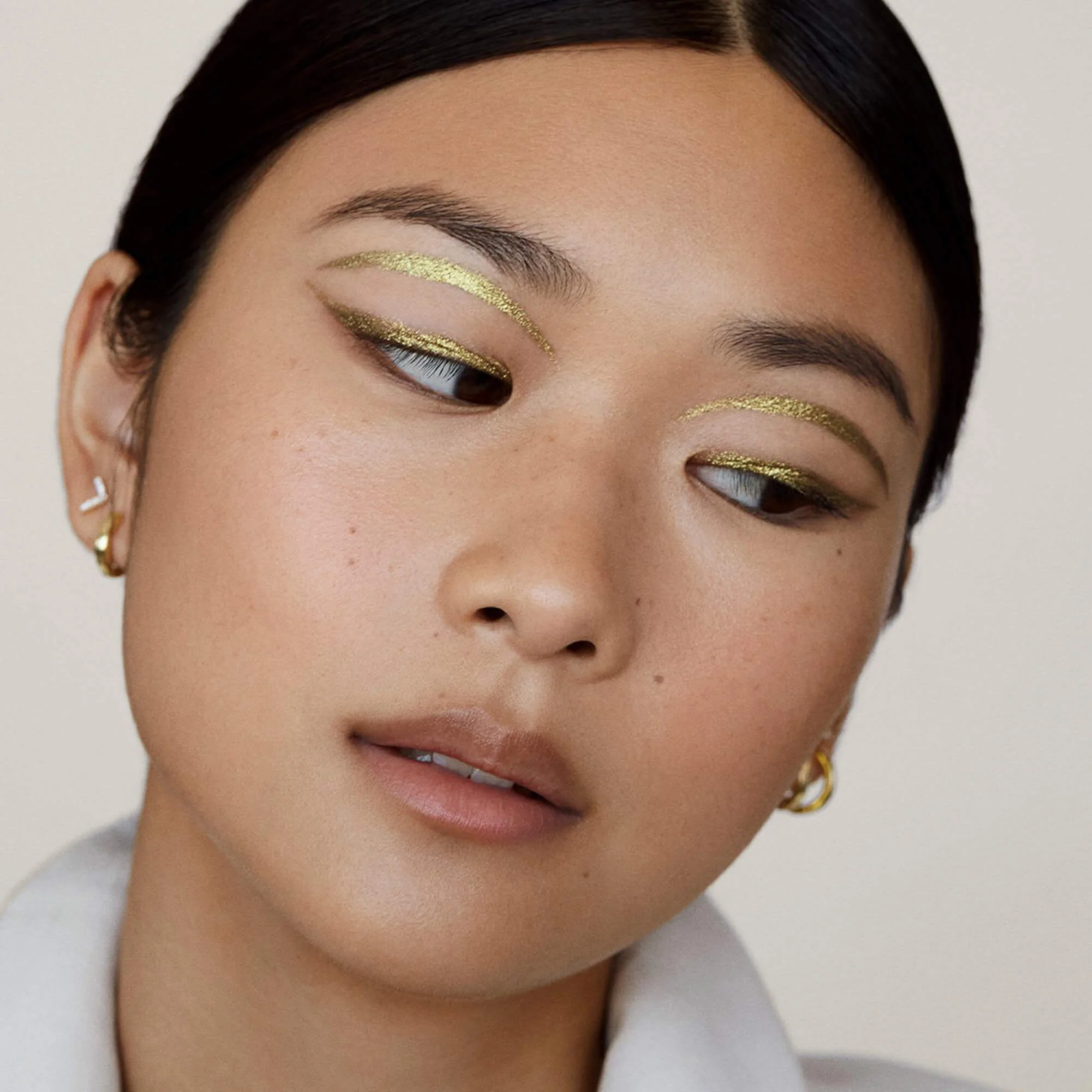 Yeux Paint Shimmering Eyeshadow - Image 18